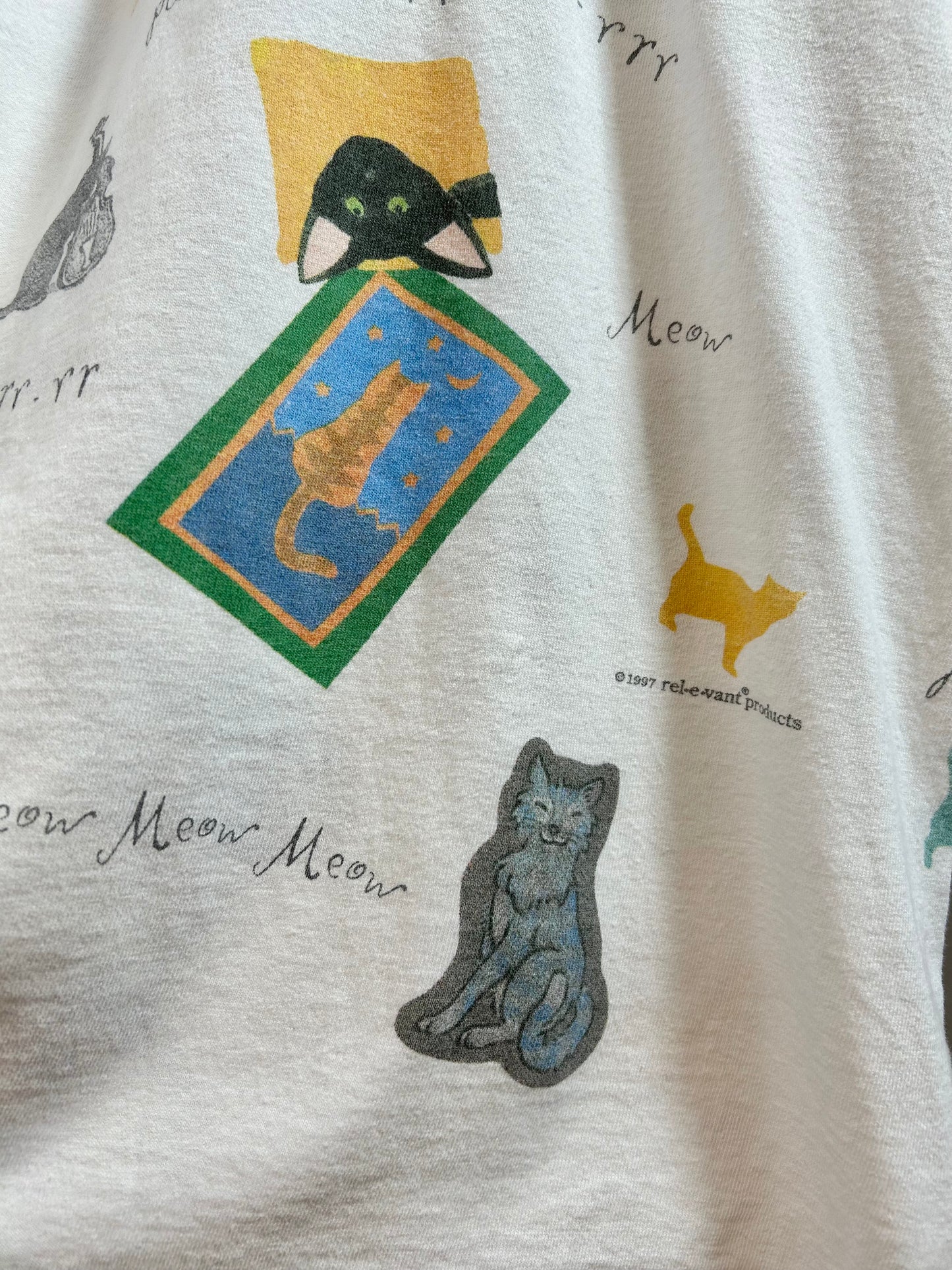 '90s Vintage T-Shirt 〜rel.e.vant products〜 [E30173]