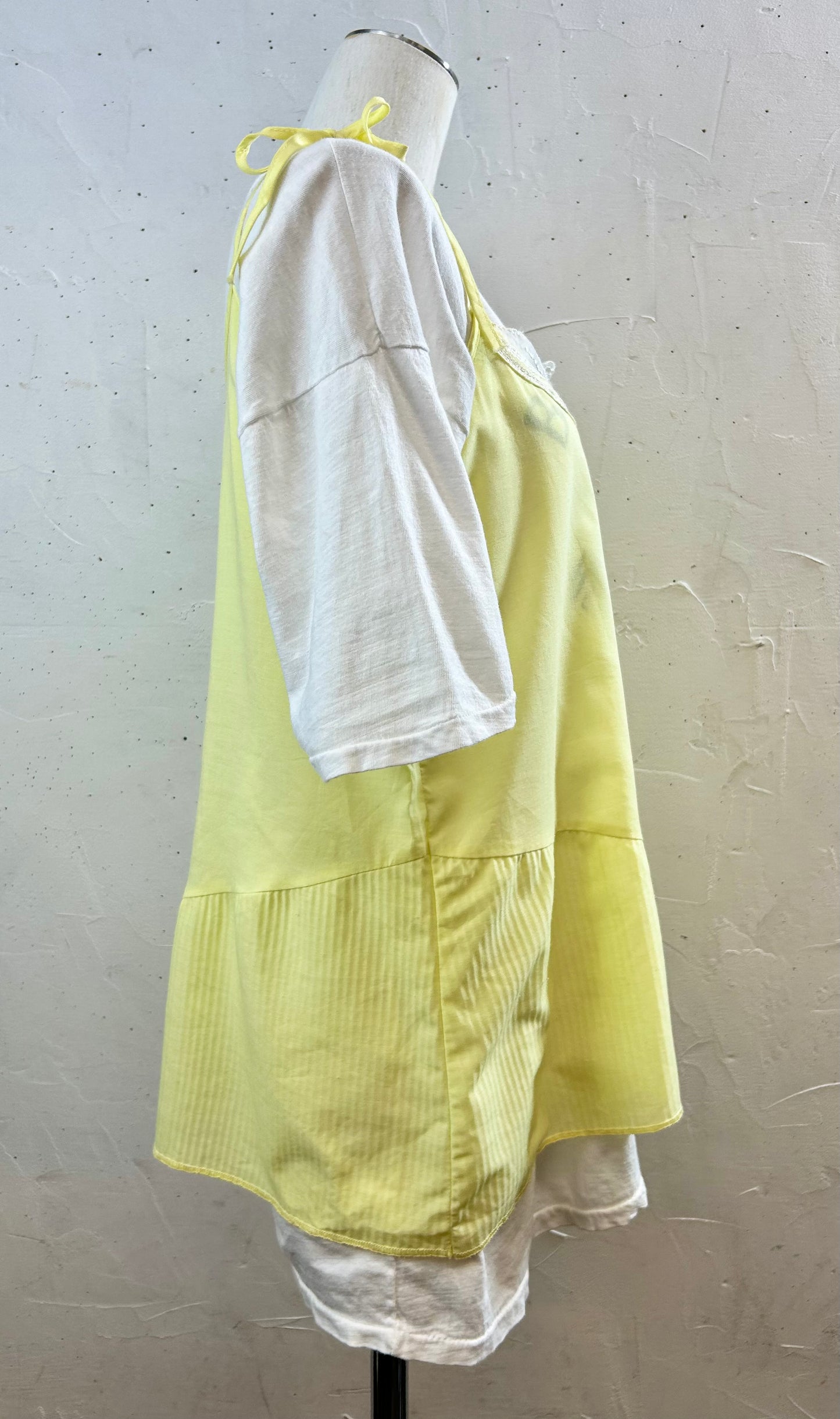 Vintage Camisole Tops [F30391]