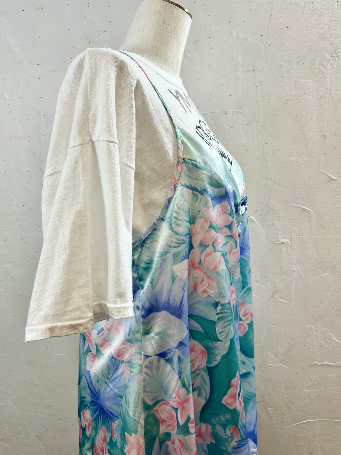 Vintage Camisole Tops [F30388]