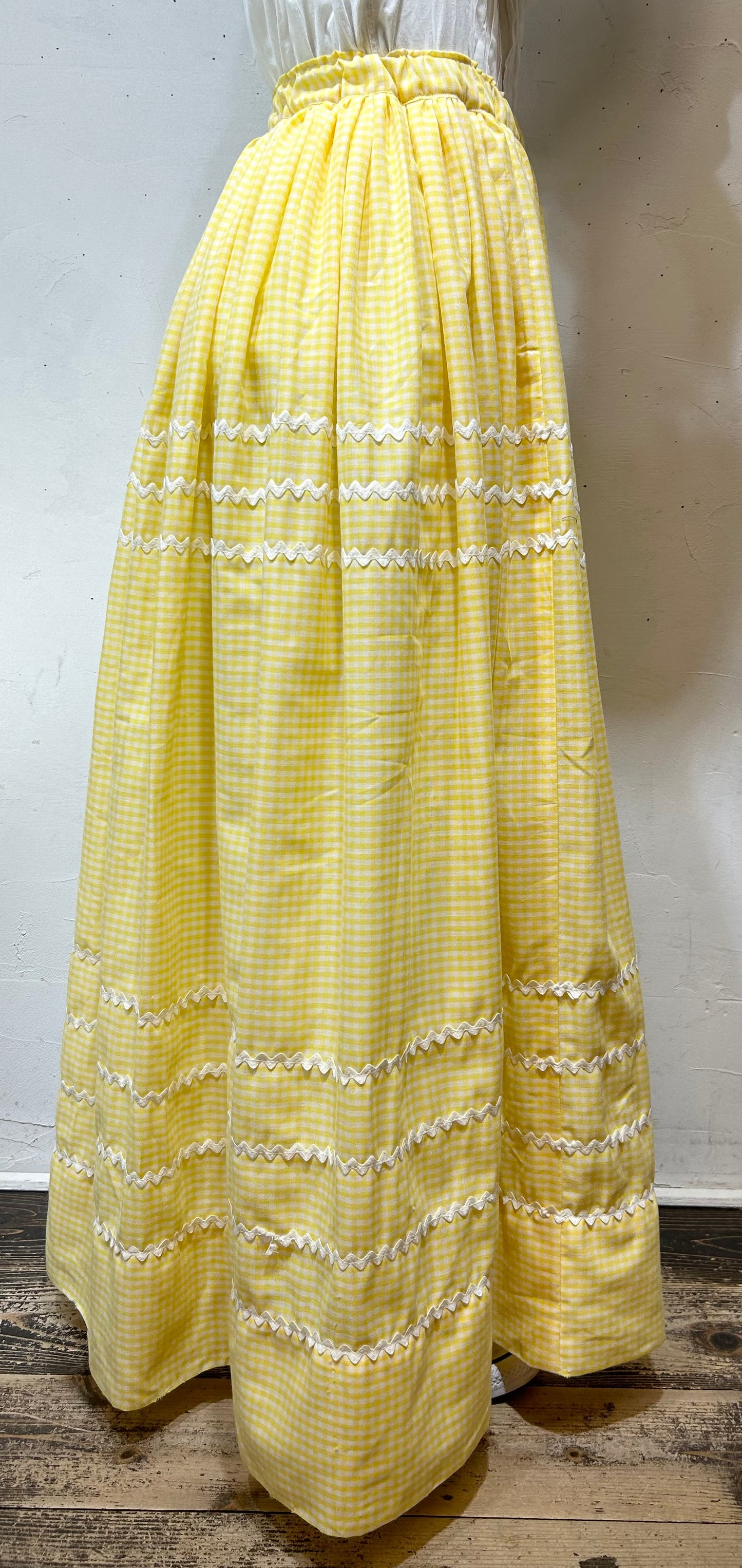 Vintage Skirt [B26377]