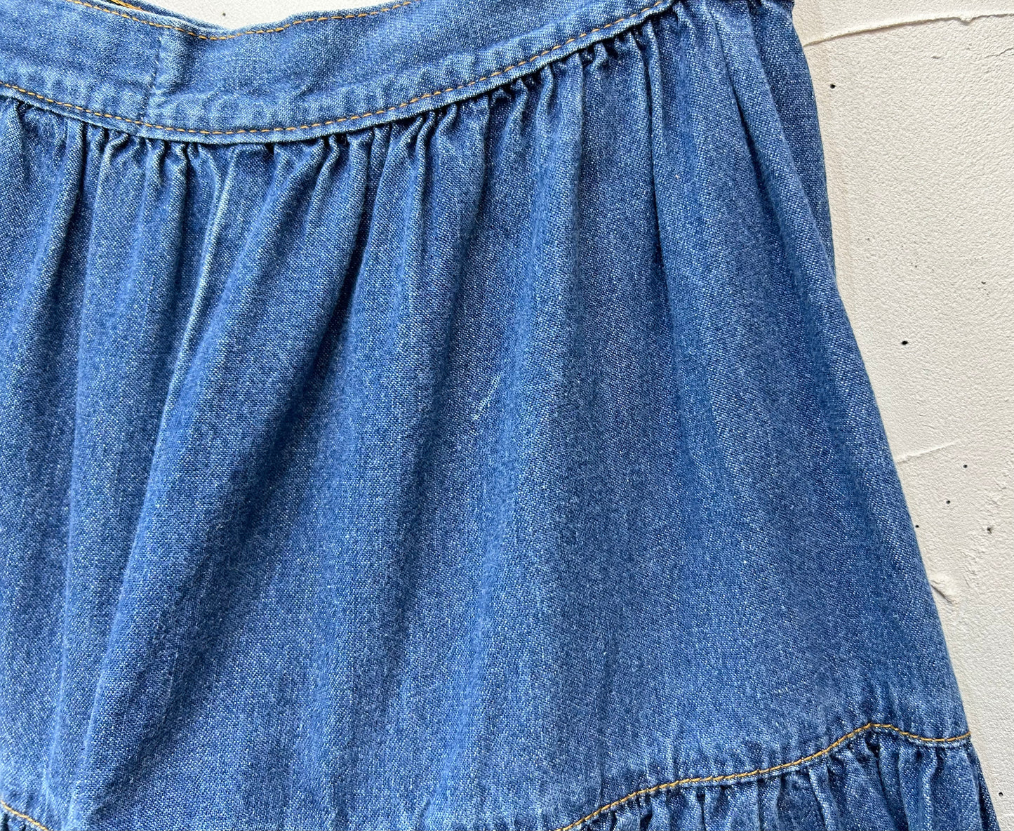 Vintage Denim Skirt [E26977]