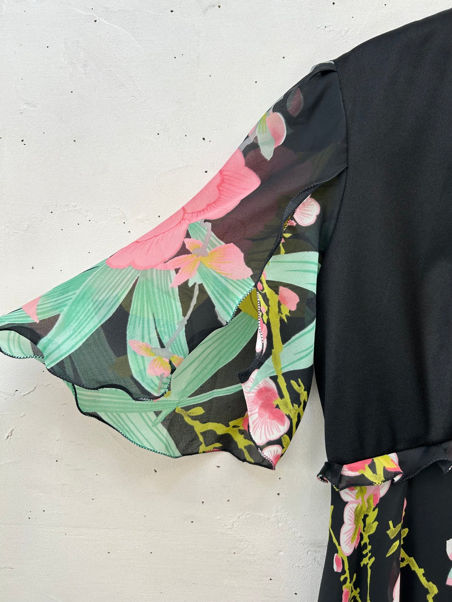 ’70s Vintage Flower Dress [H28220]
