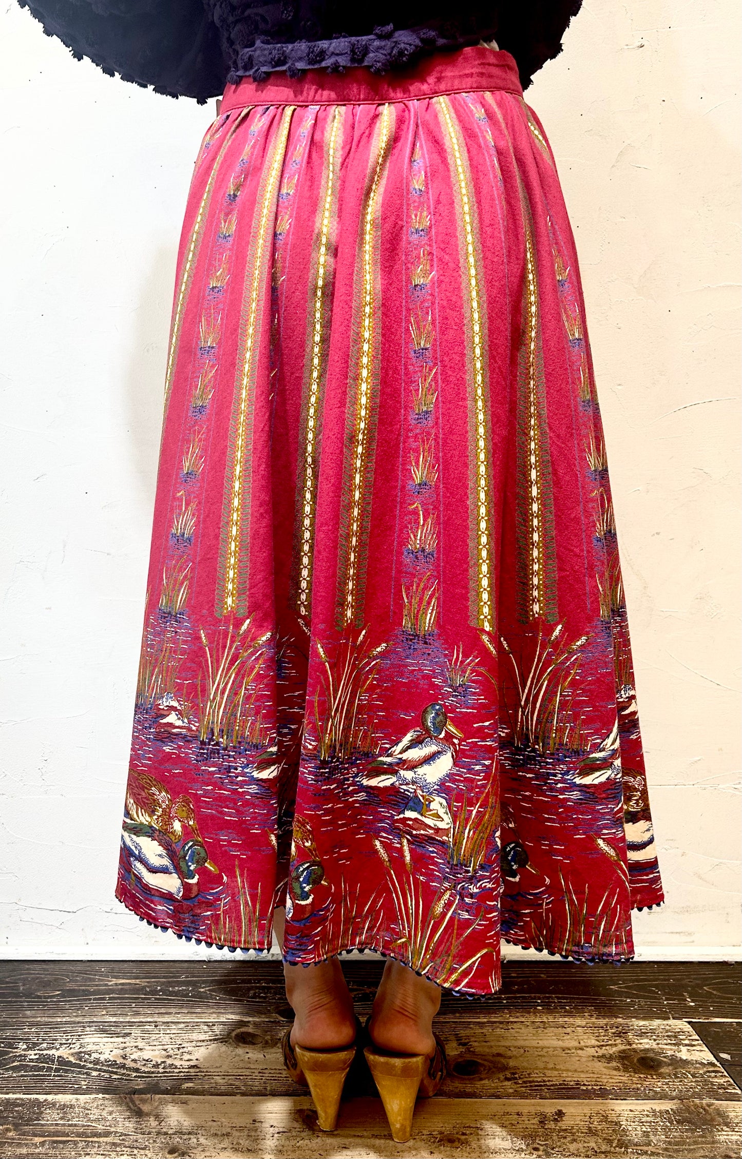 Vintage Tyrol Skirt MADE IN WEST GERMANY [H24881]