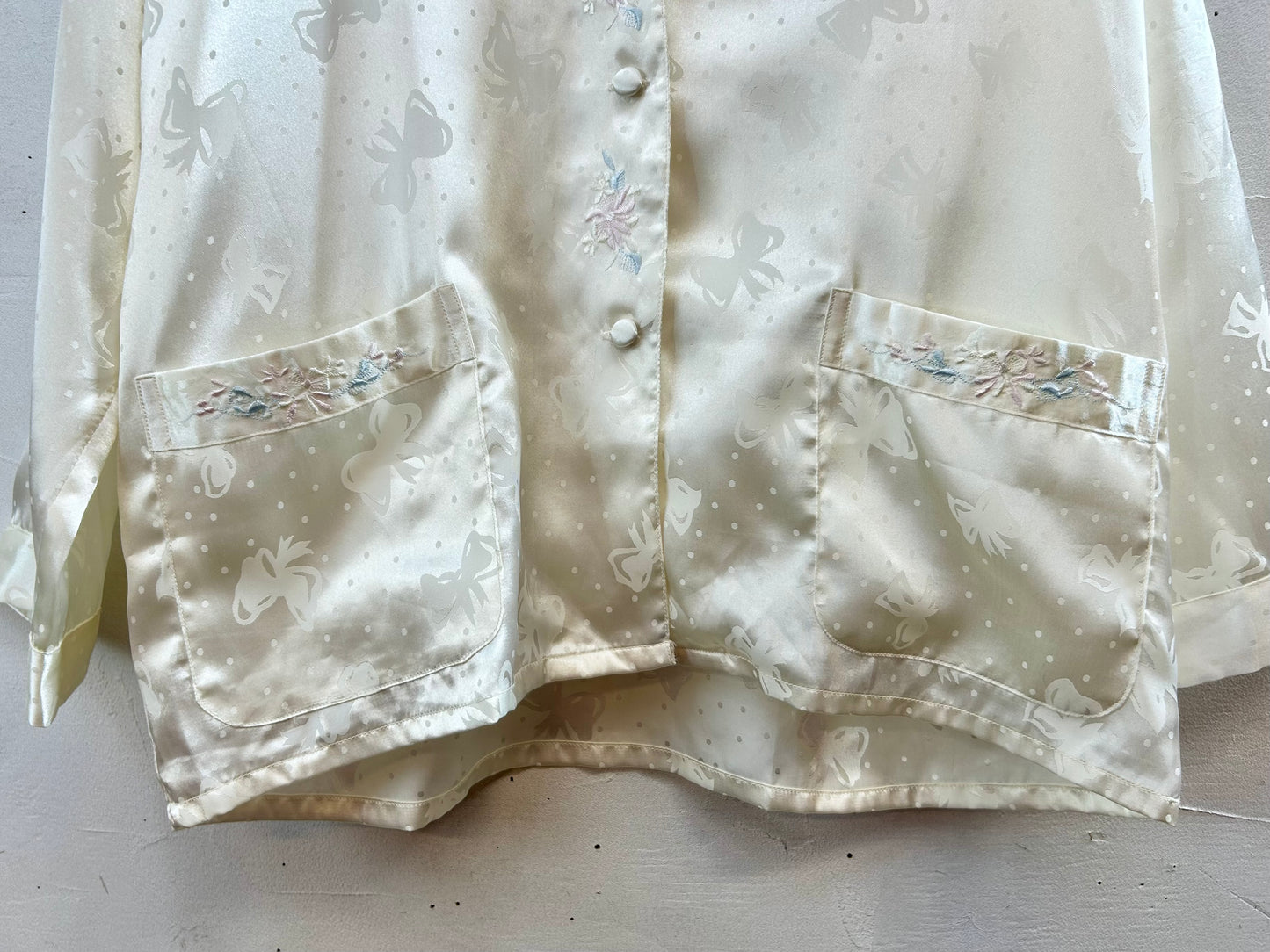 Vintage Satin Shirt [J28649]