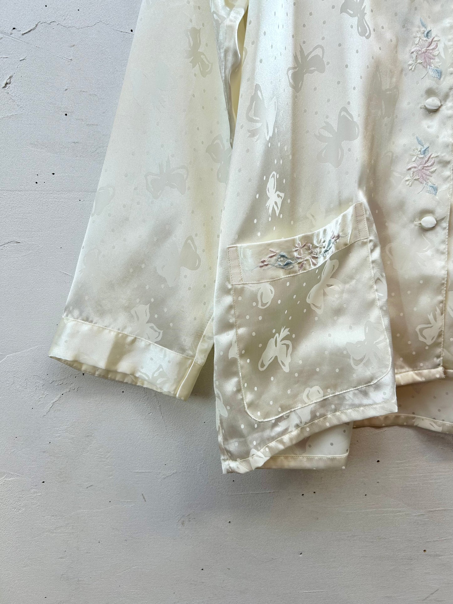 Vintage Satin Shirt [J28649]