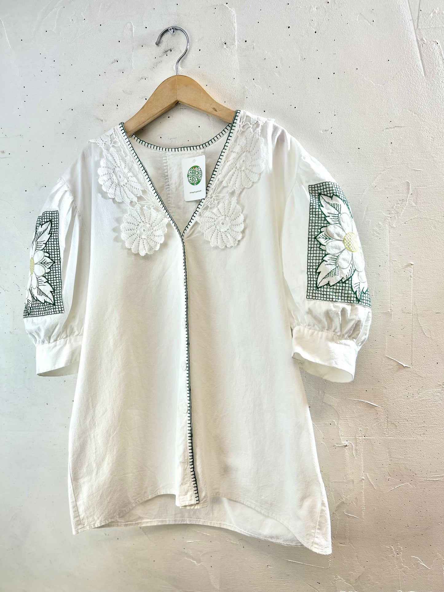 Vintage Tyrol Blouse  [F30397]