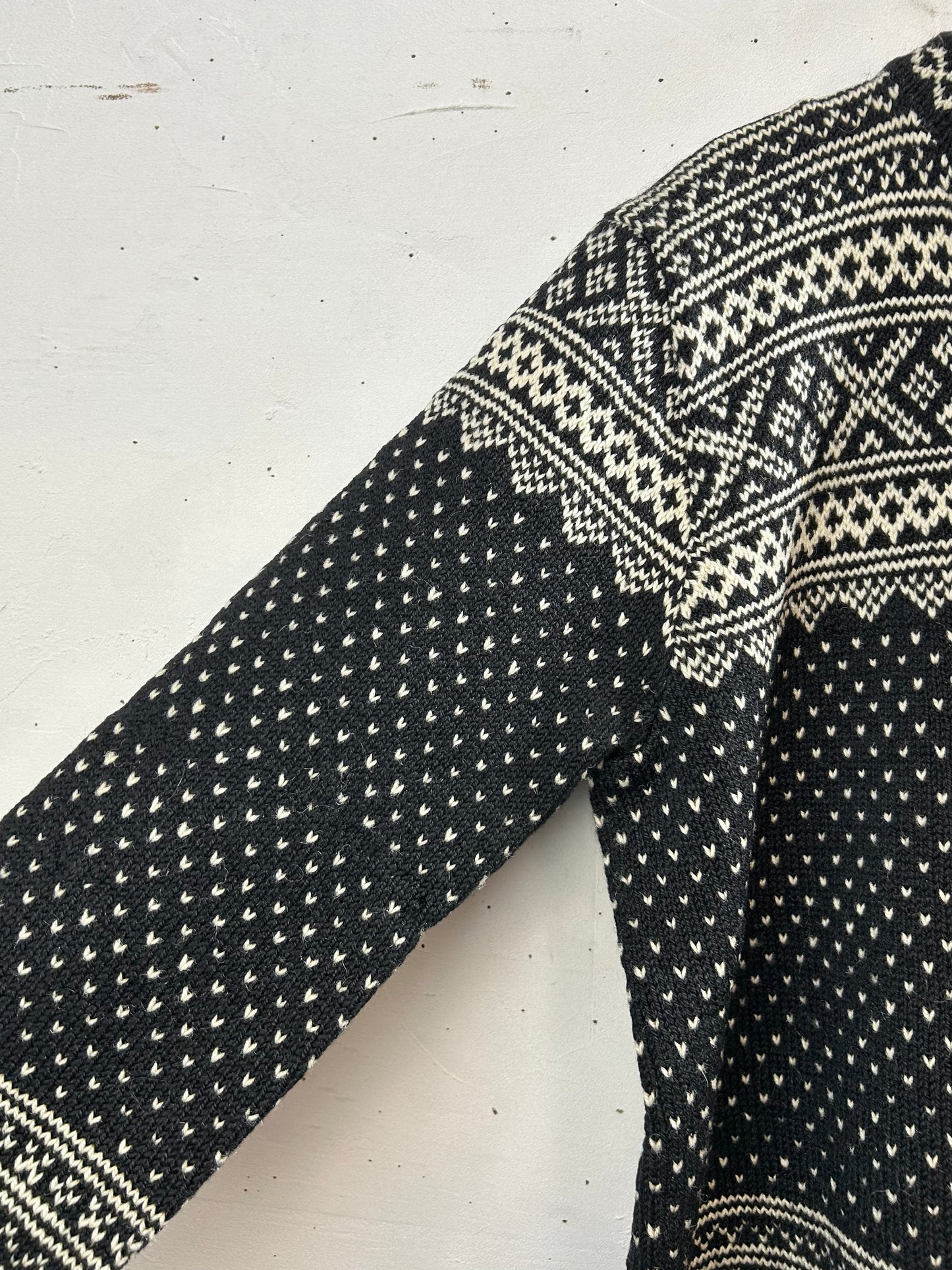 Vintage Nordic Knit Cardigan [A29329]