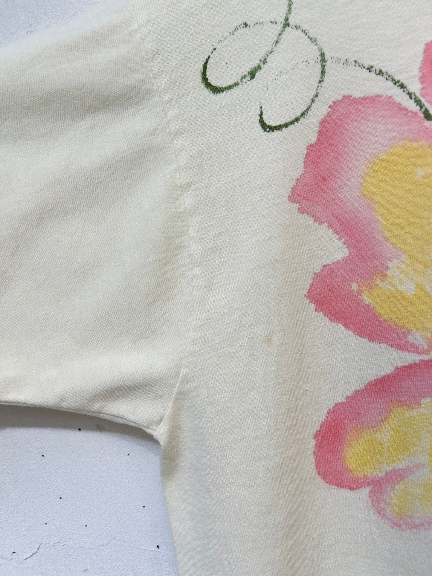 Vintage Hand Painted T-Shirt [D26712]