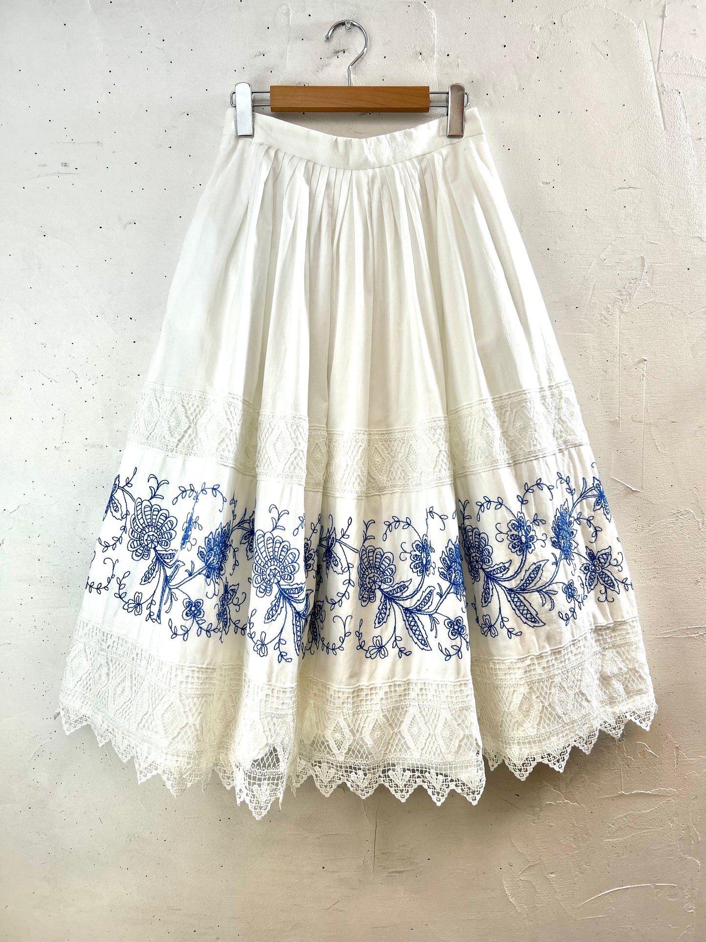 Vintage Tyrol Skirt [F30395]