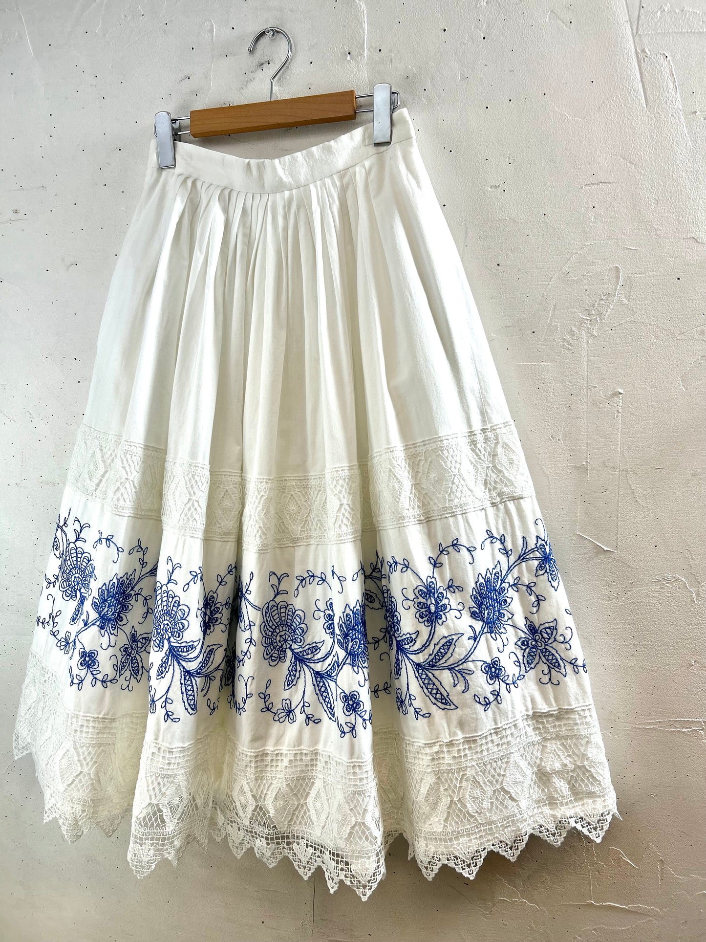 Vintage Tyrol Skirt [F30395]