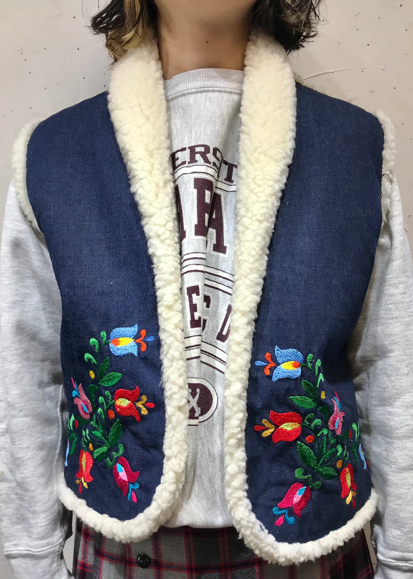 Vintage Boa Vest [L25730]