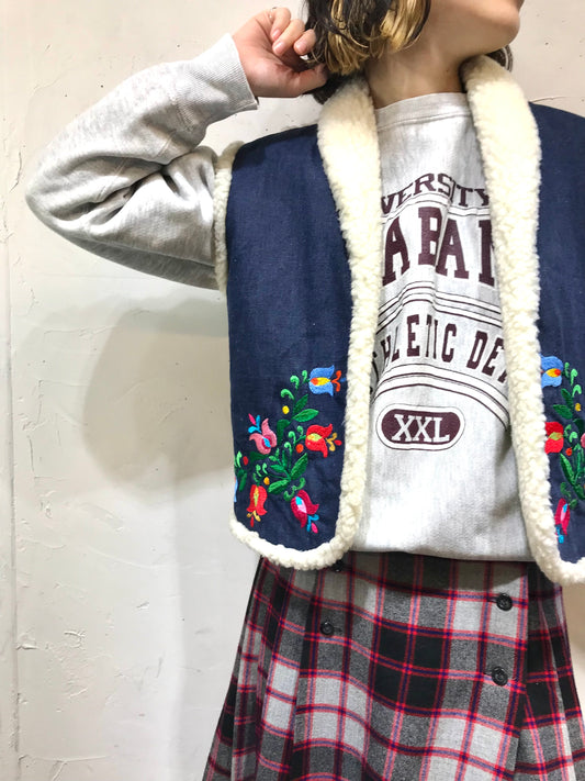 Vintage Boa Vest [L25730]