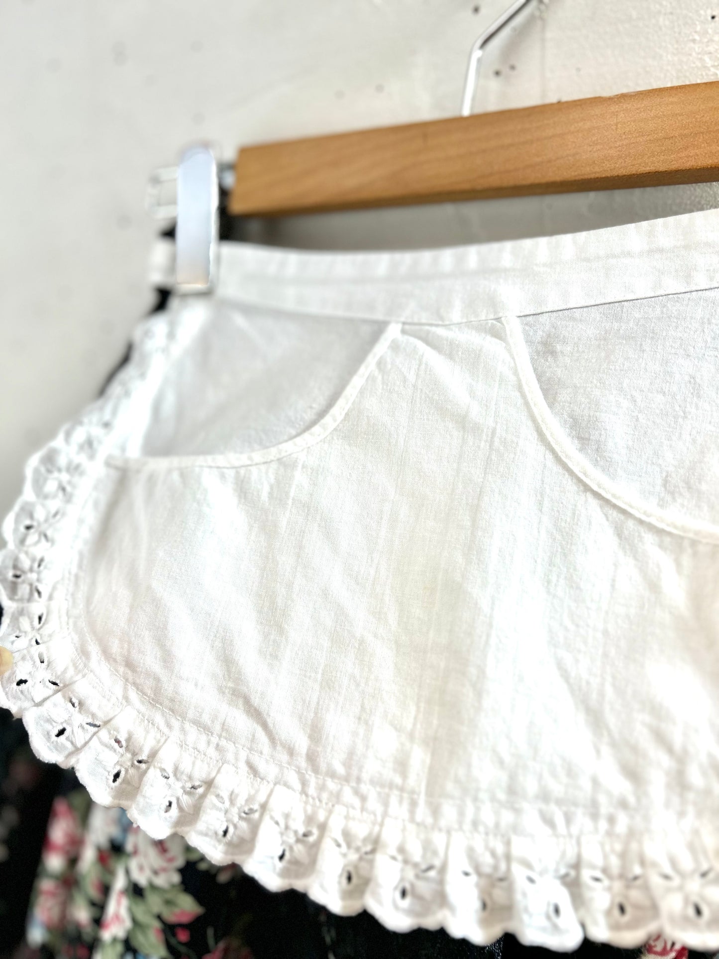 Vintage  Apron made in Westem Germany [G30629]