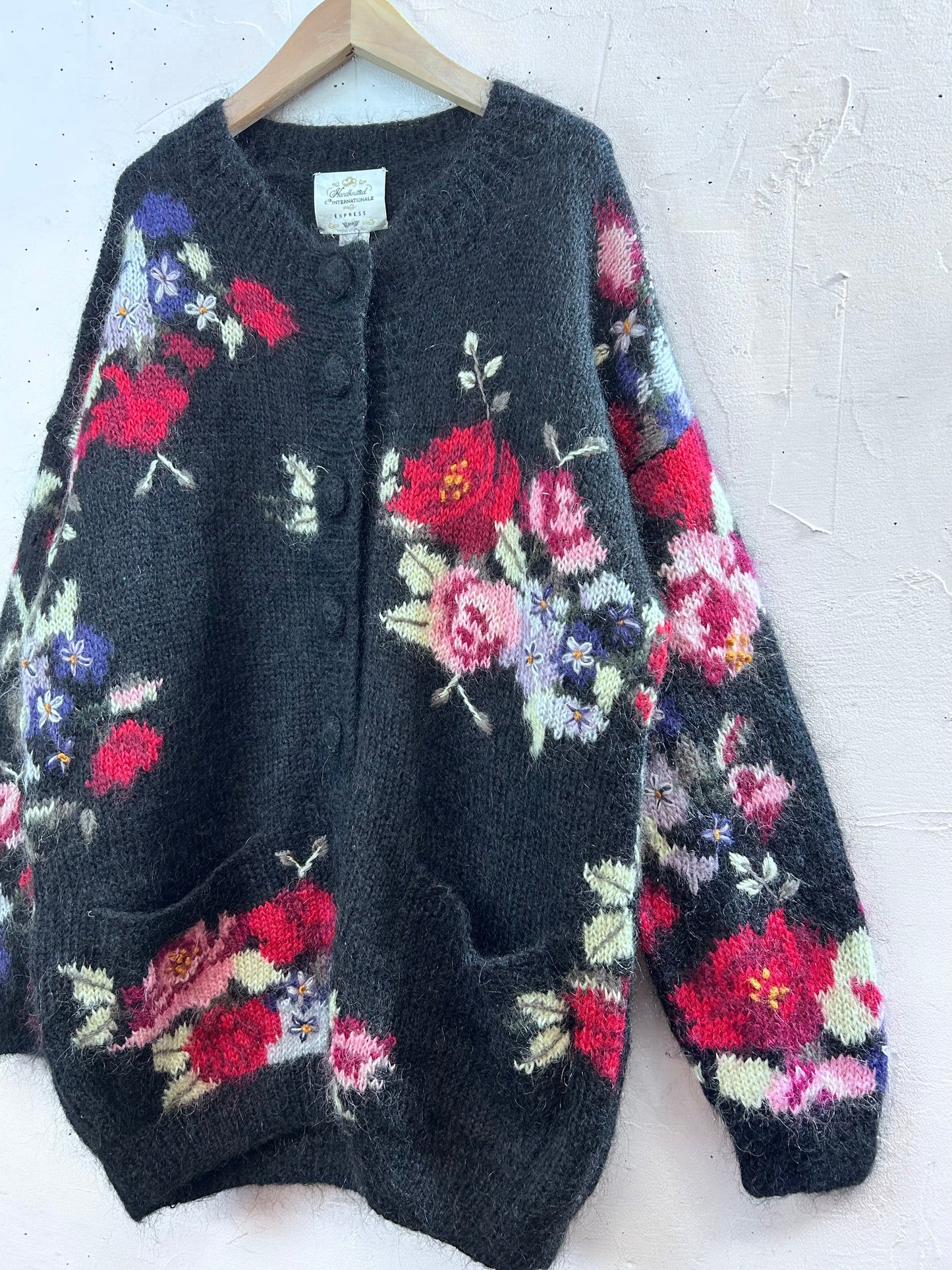 Vintage Hand Knit Cardigan [L29110]