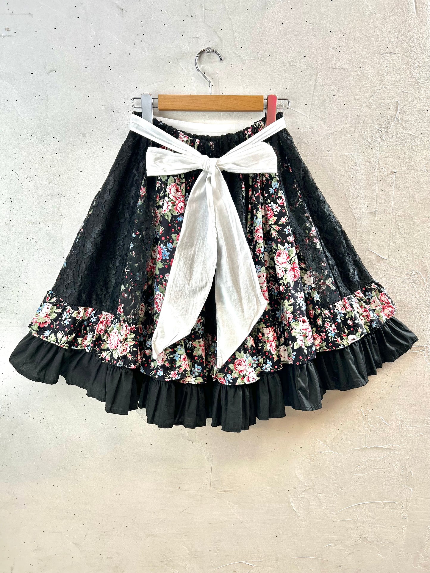 Vintage  Apron made in Westem Germany [G30629]