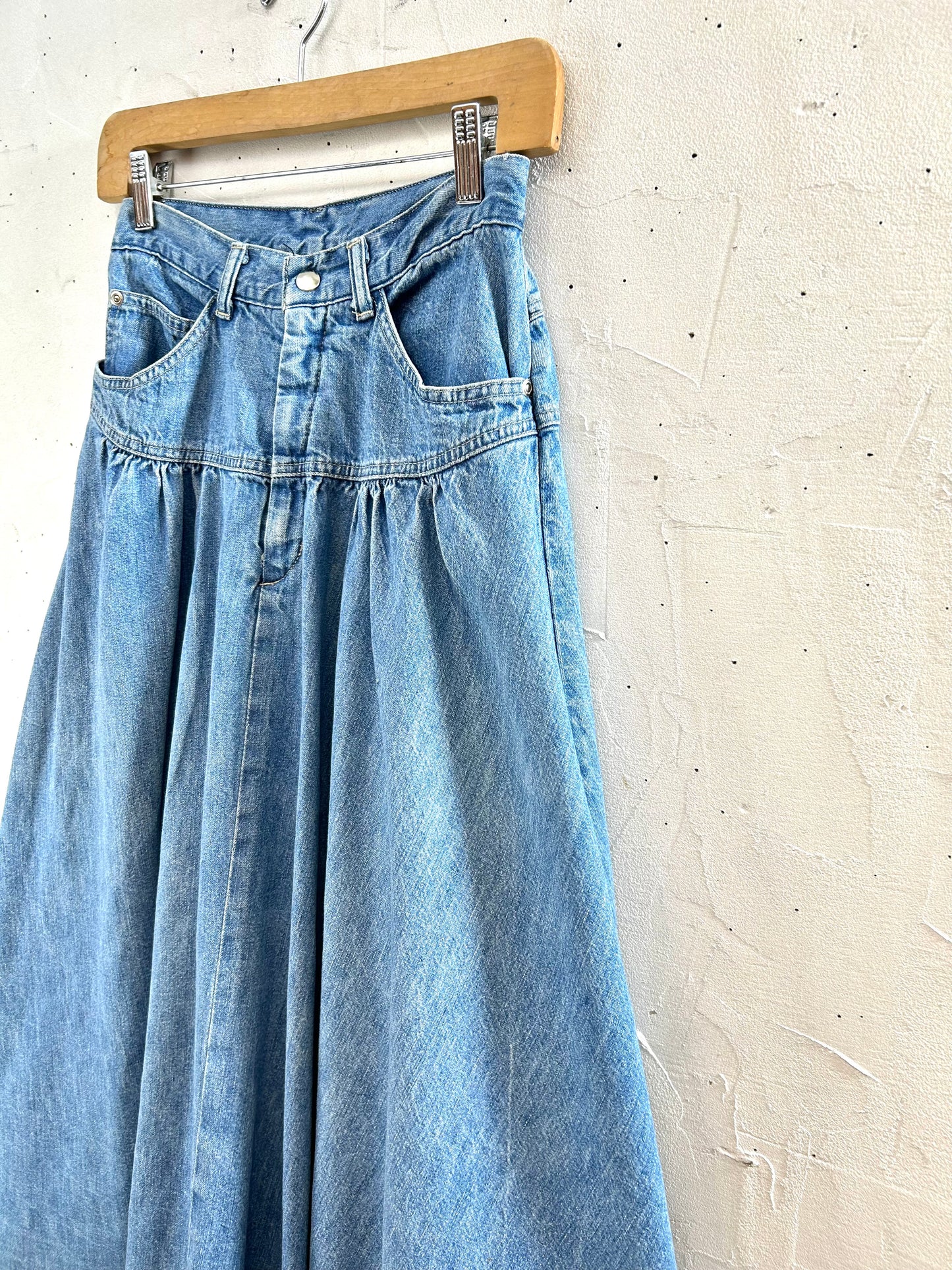 Vintage Denim Skirt  [I28874]