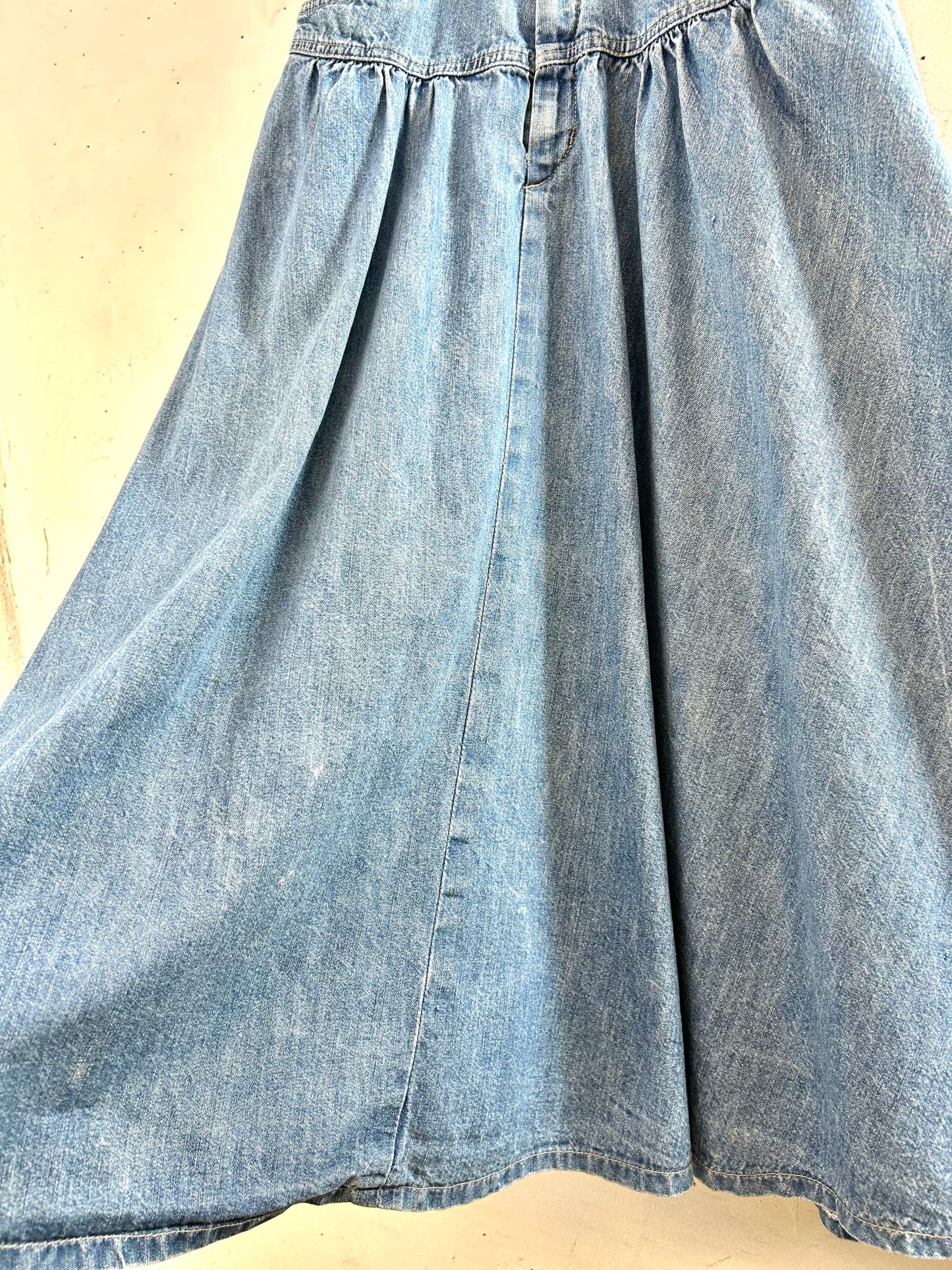 Vintage Denim Skirt  [I28874]