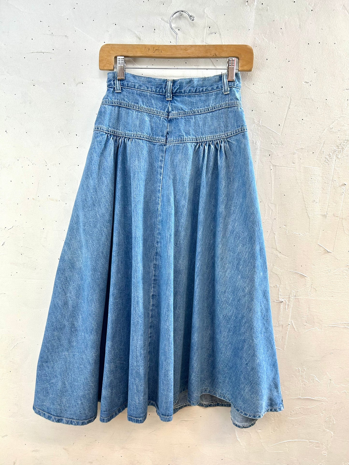 Vintage Denim Skirt  [I28874]