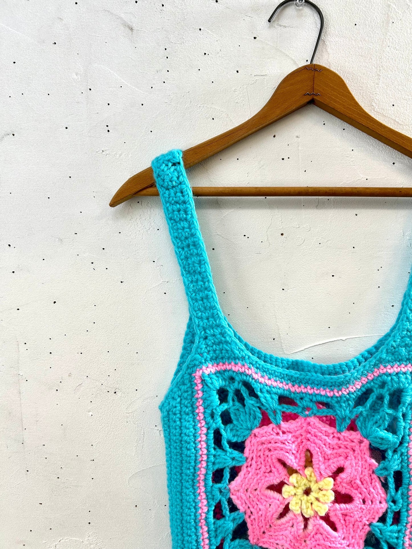 Vintage Granny Square Vest [H28235]