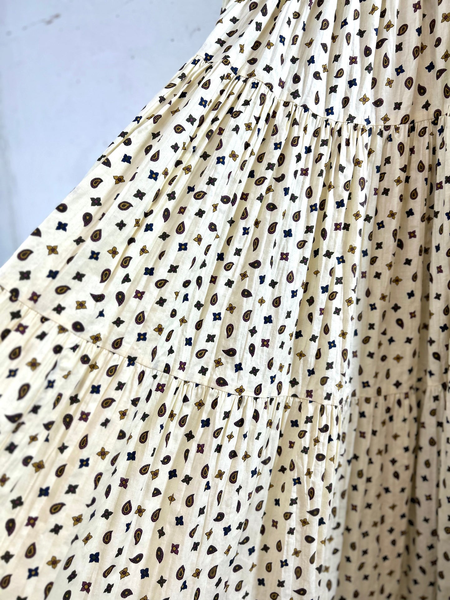 Vintage Tiered Skirt  [D29976]