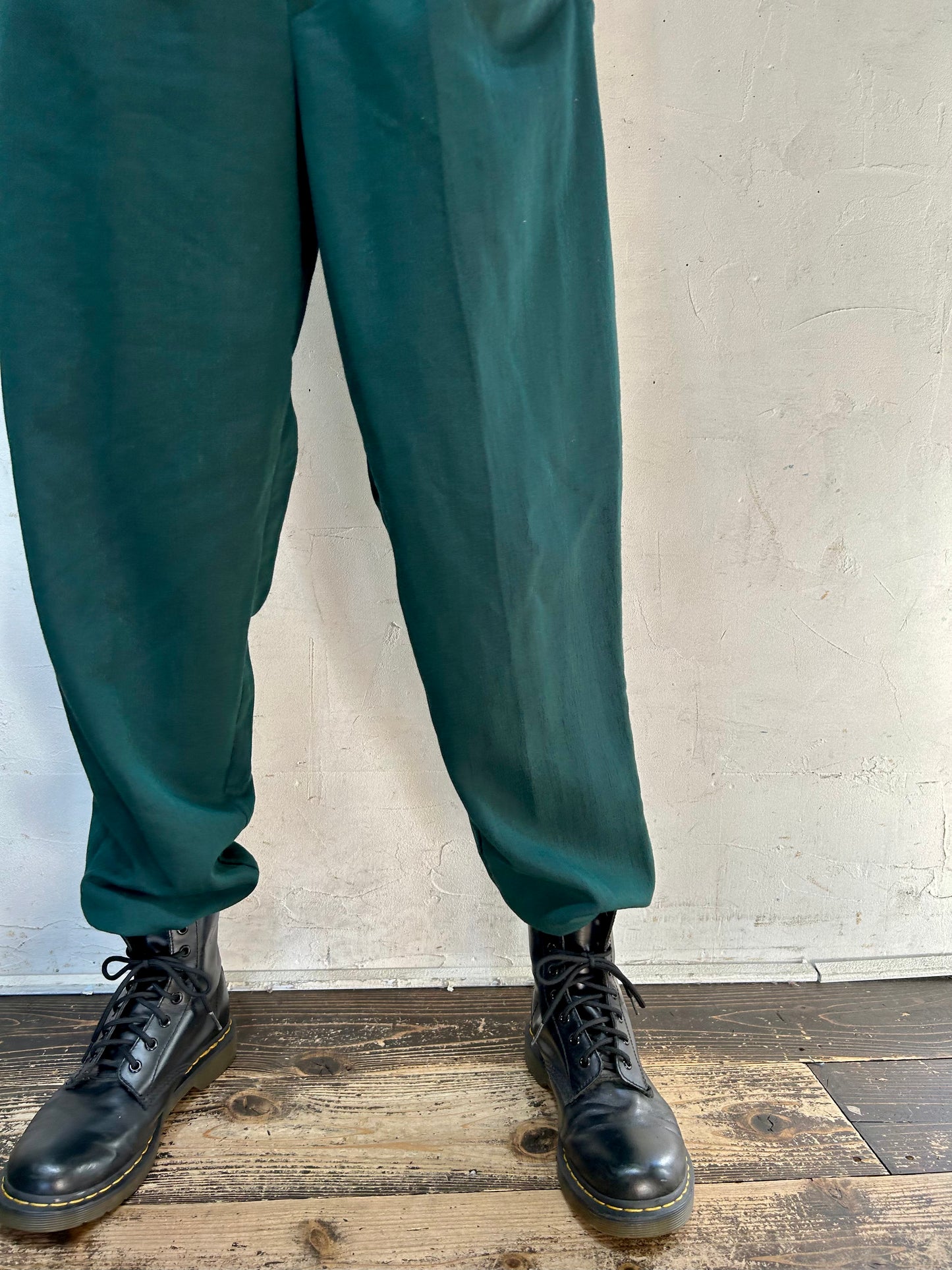 Vintage Tuck Pants [J25281]