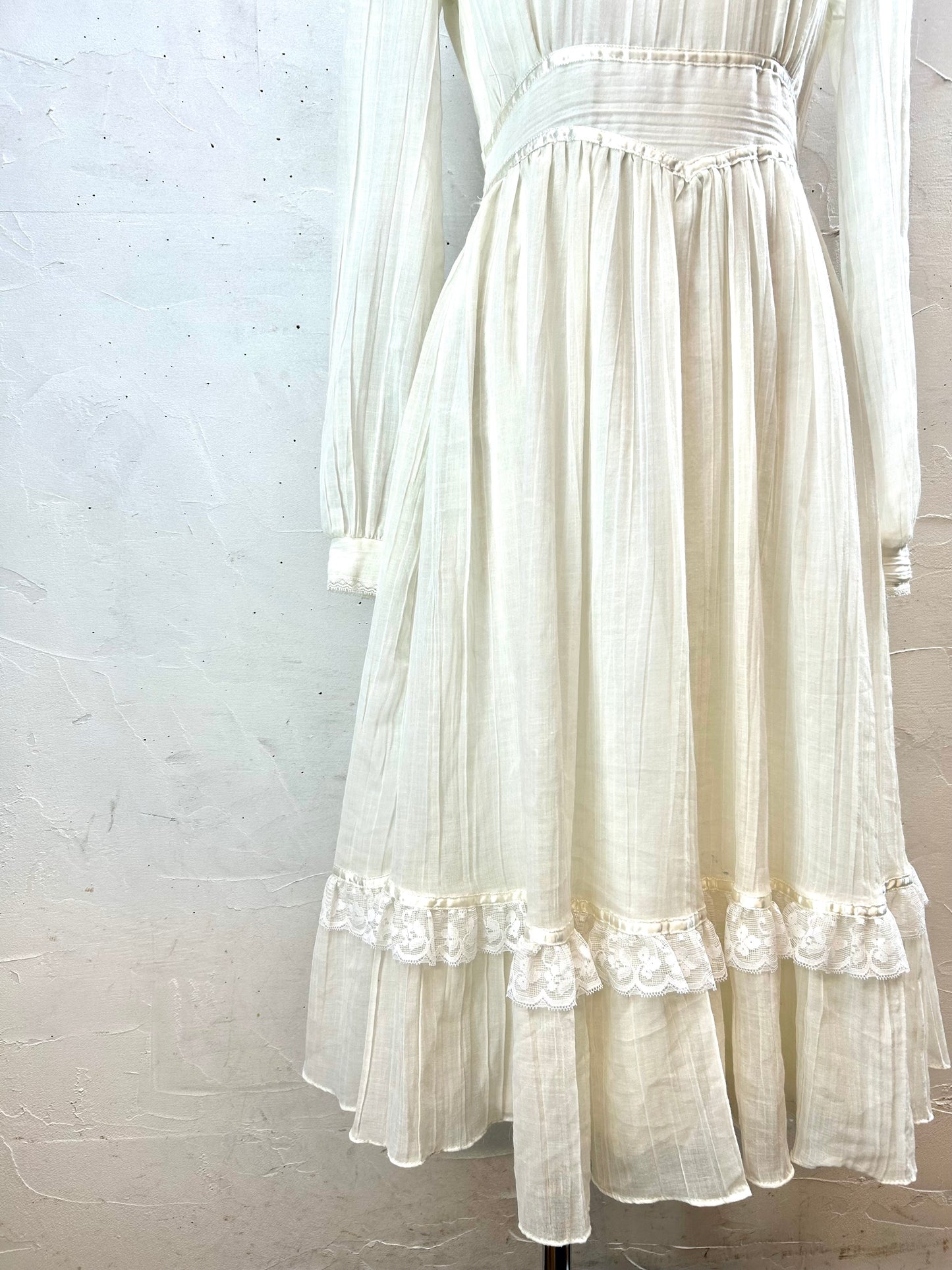 ’70s Vintage Dress〜GUNNE SAX 〜[A29339］