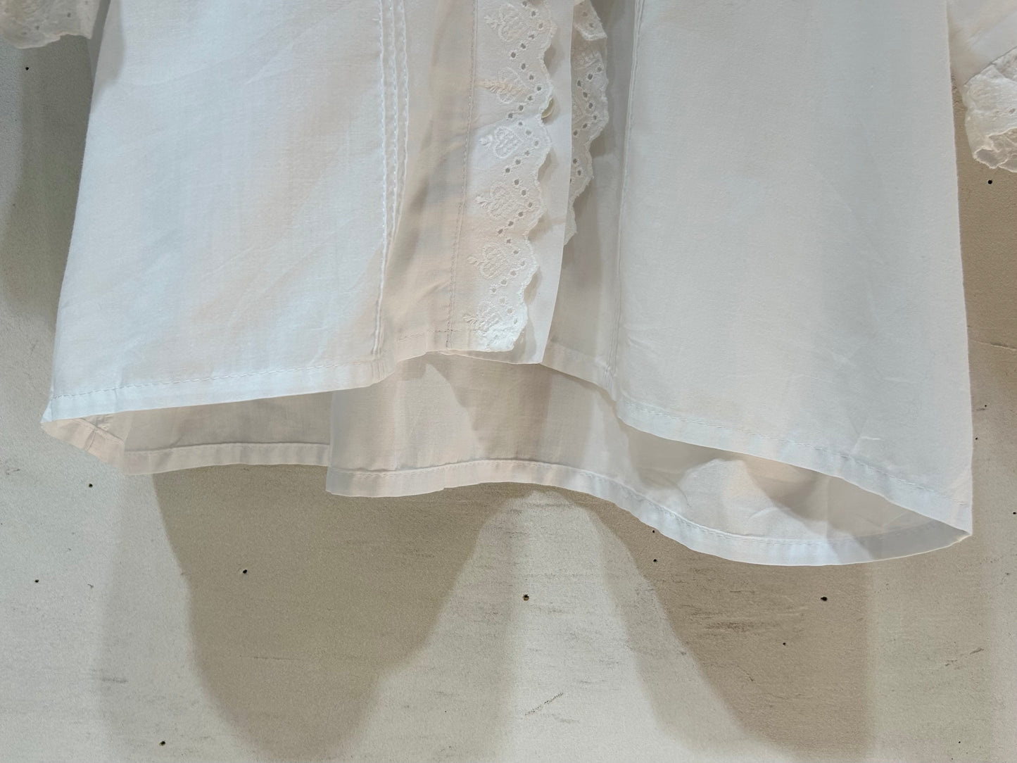 Vintage White Tyrol Blouse [D26854]