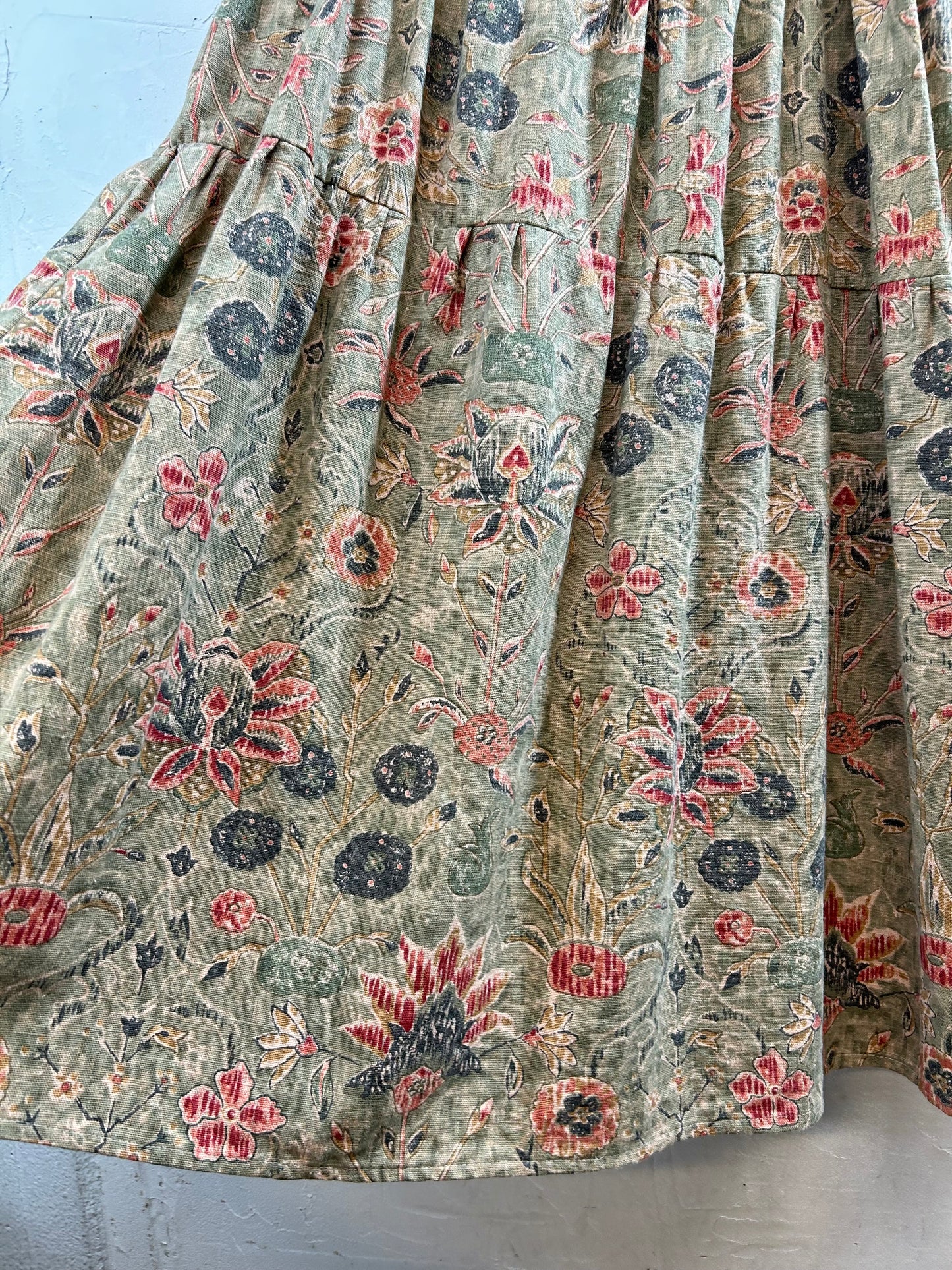 Vintage Grandmas Made Over Dress [K28881]