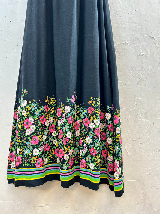 '70s Vintage End Pattern Skirt [J28666]