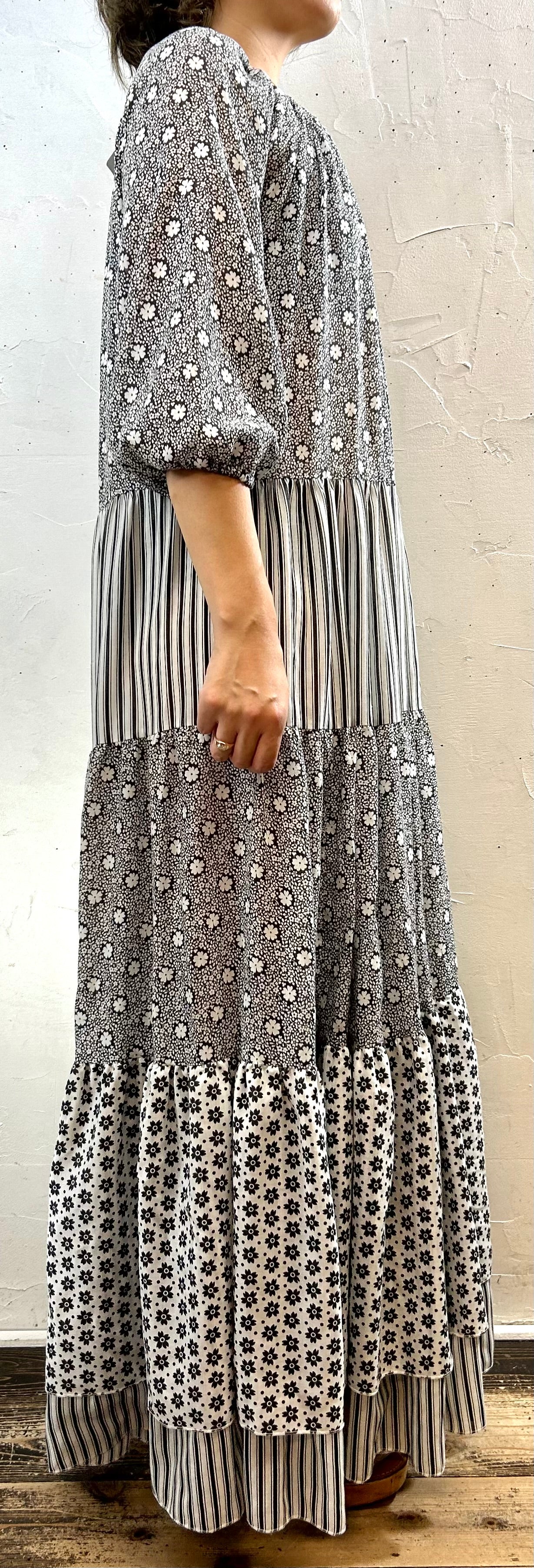 ’70s Vintage Dress [H28244]