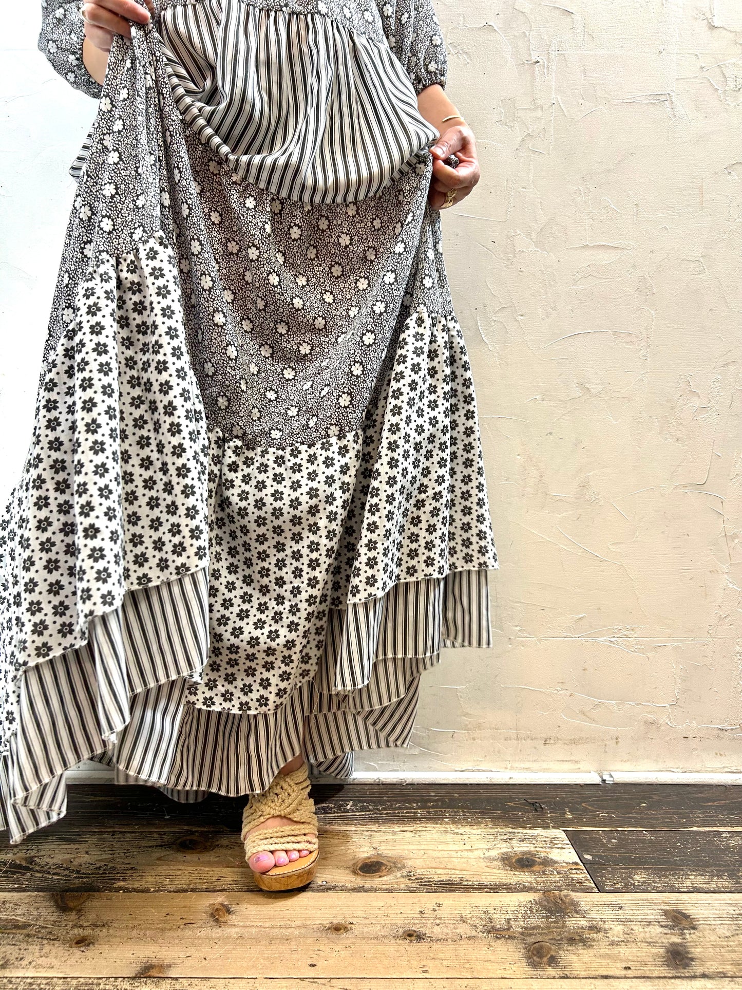 ’70s Vintage Dress [H28244]