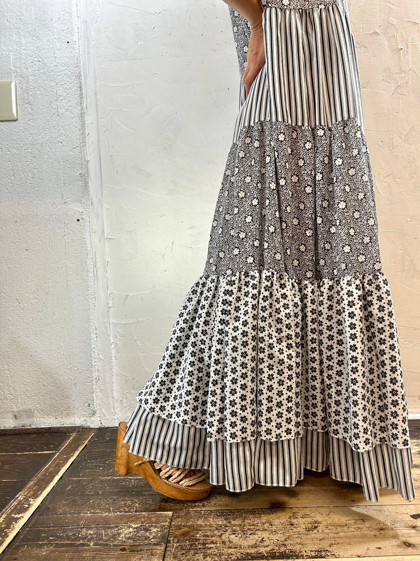 ’70s Vintage Dress [H28244]