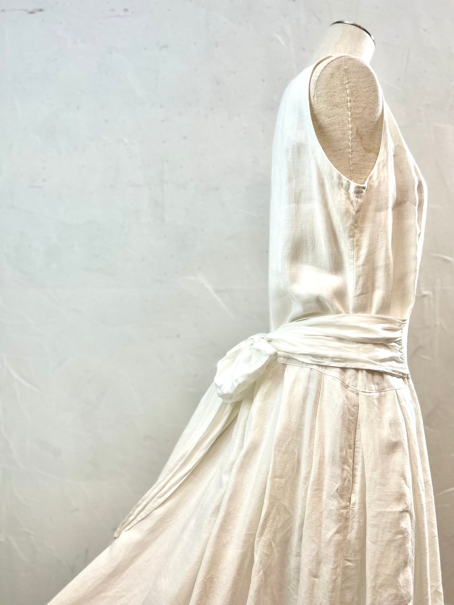 Vintage Linen Dress [D29985]