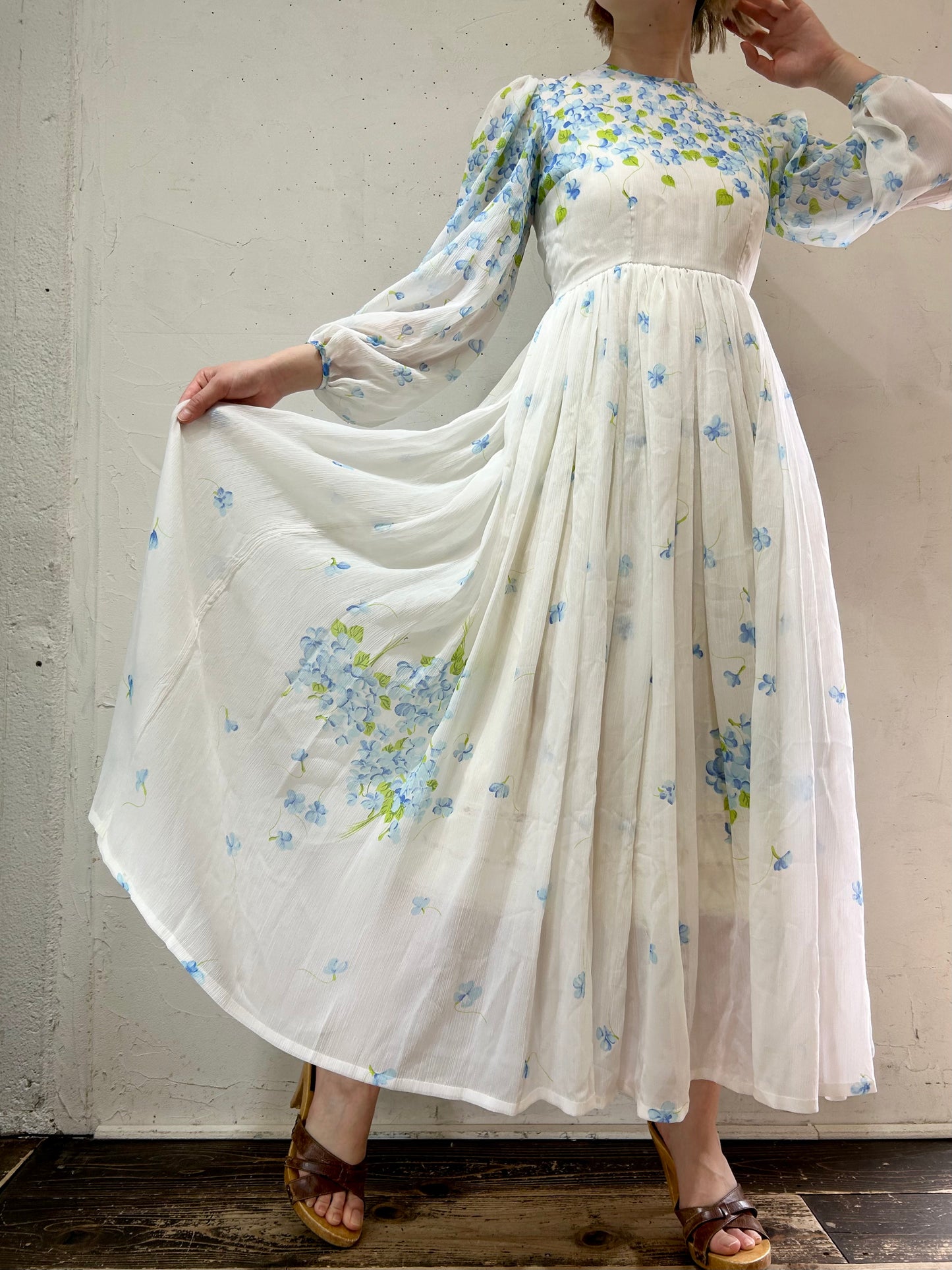 ’70s Vintage Sier Dress [D26875]