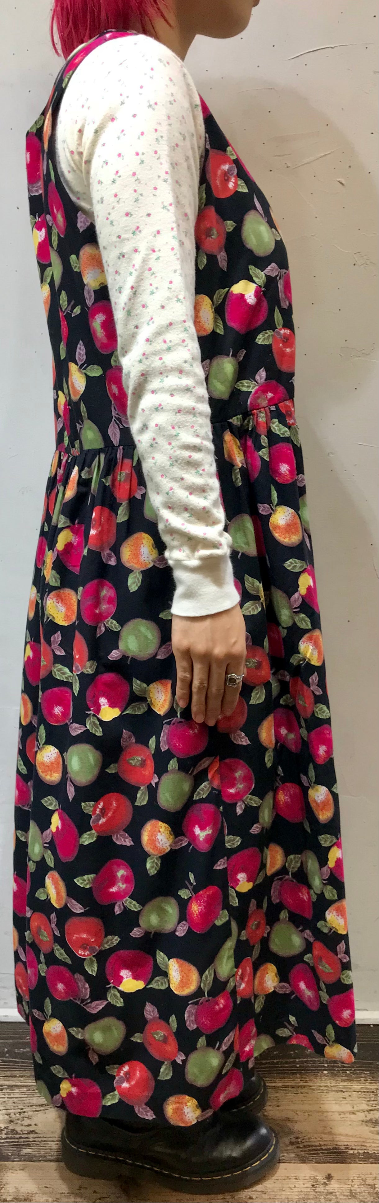 Vintage Apple Over Dress [J25152]