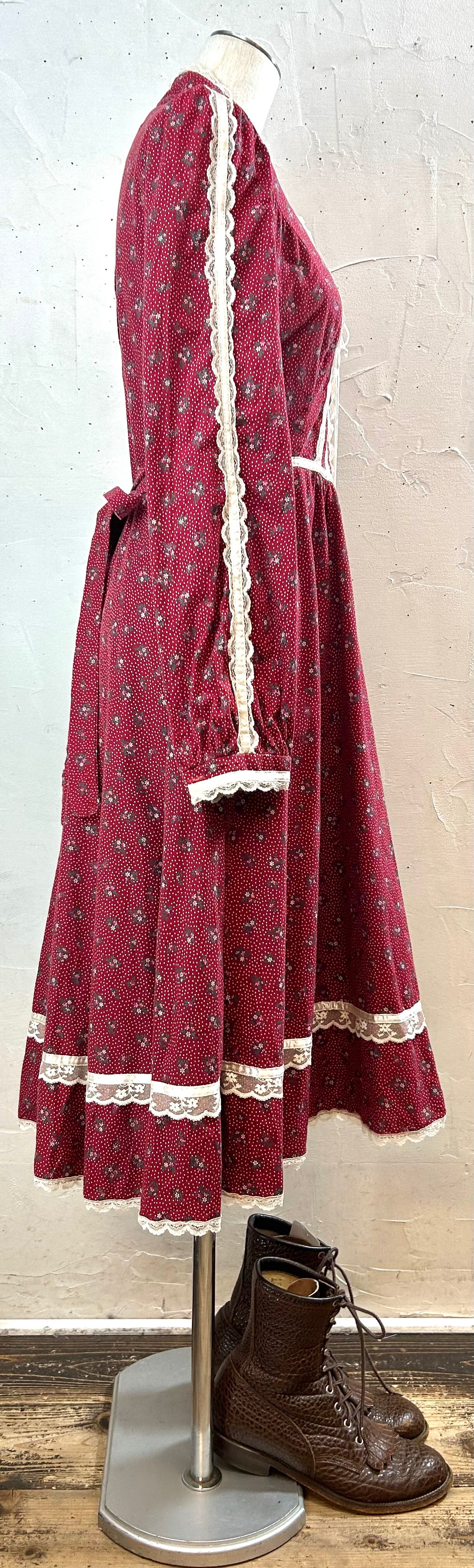 ’70s Vintage Dress〜GUNNE SAX 〜[A29342］