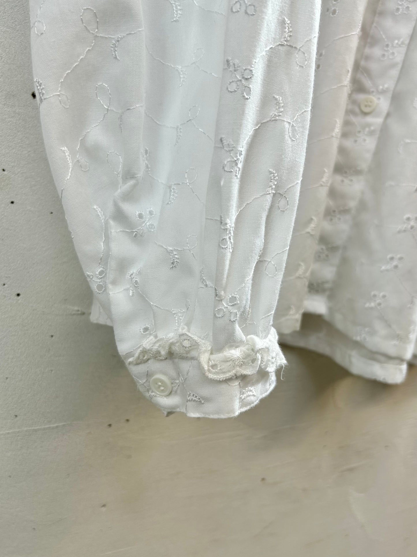 Vintage White Blouse [E30205]