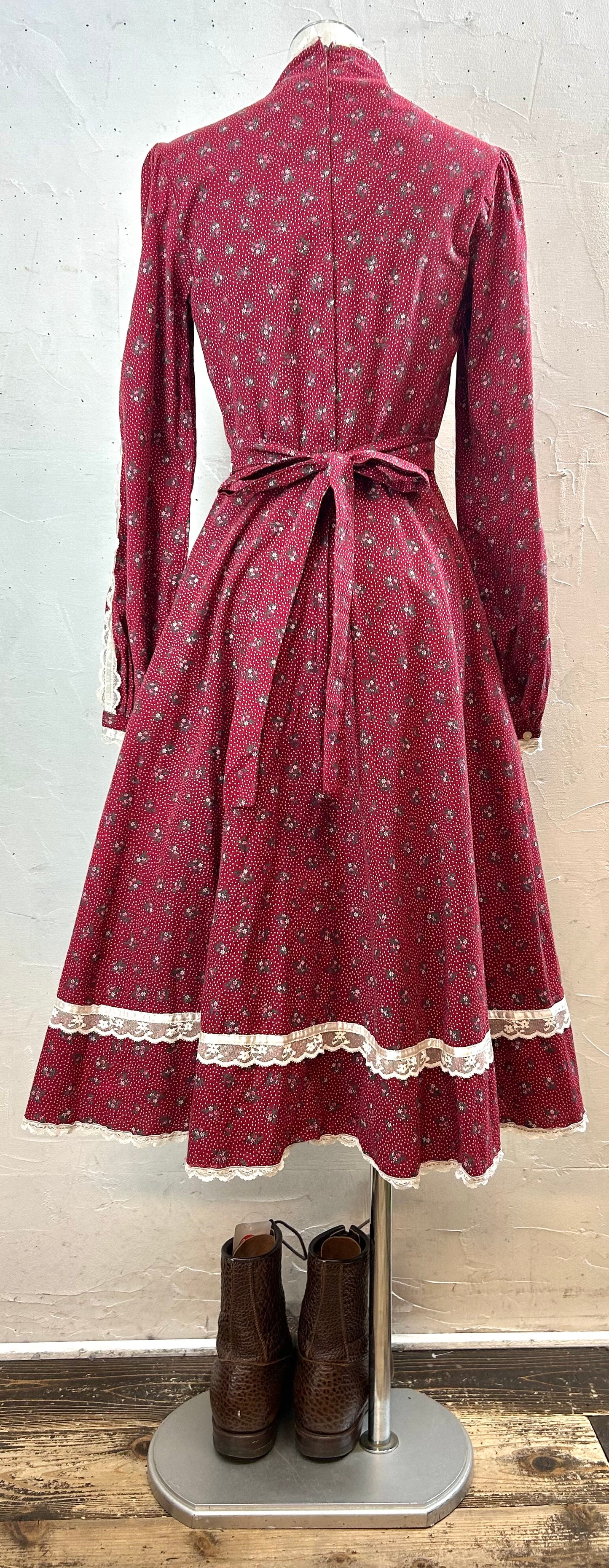 ’70s Vintage Dress〜GUNNE SAX 〜[A29342］