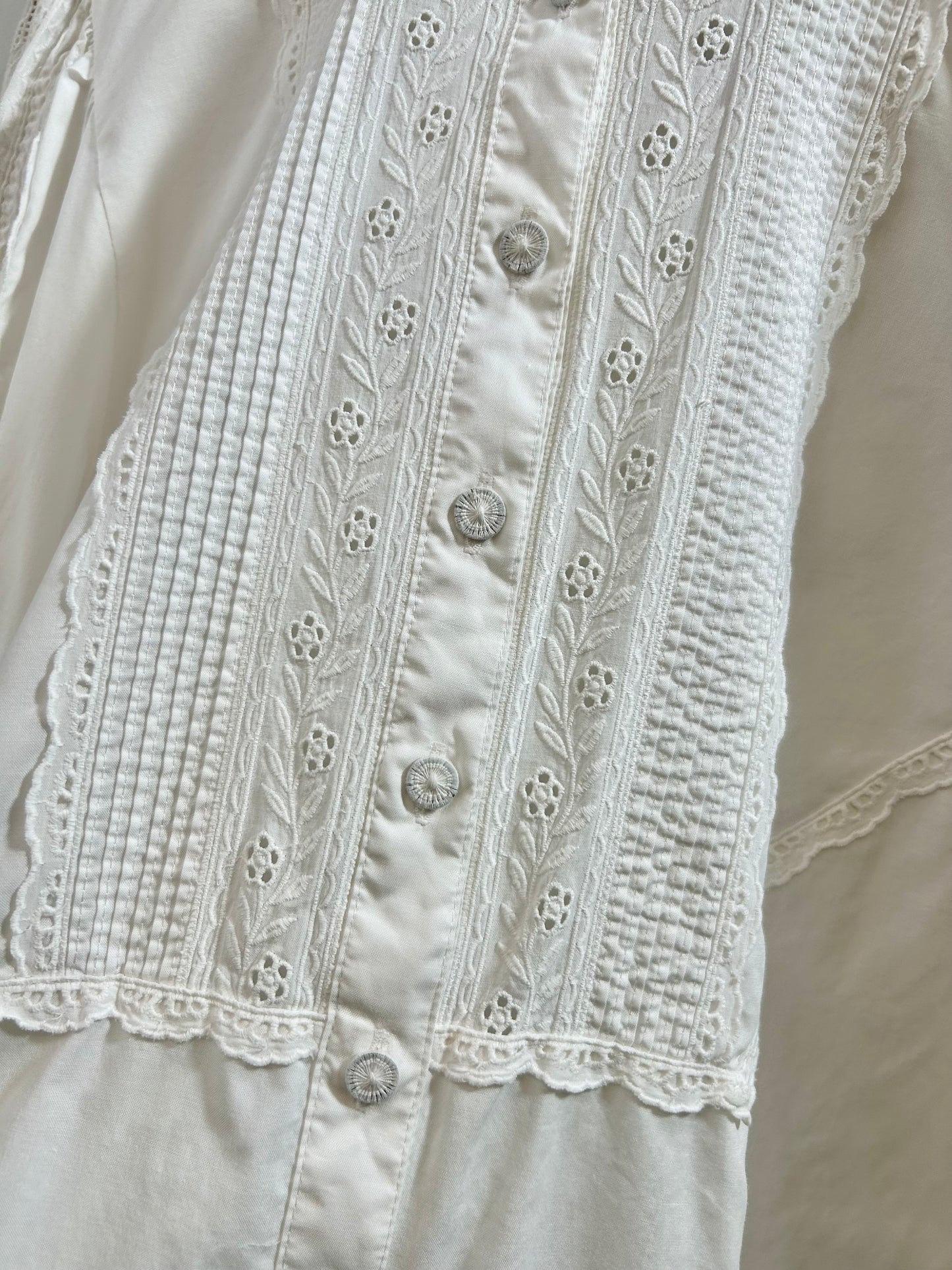 Vintage Tyrol Blouse [E30207]