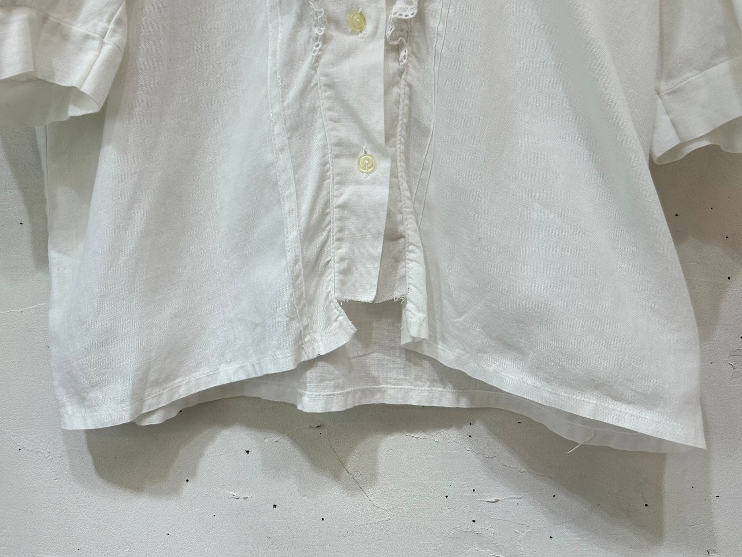 Vintage White Blouse [D26716]