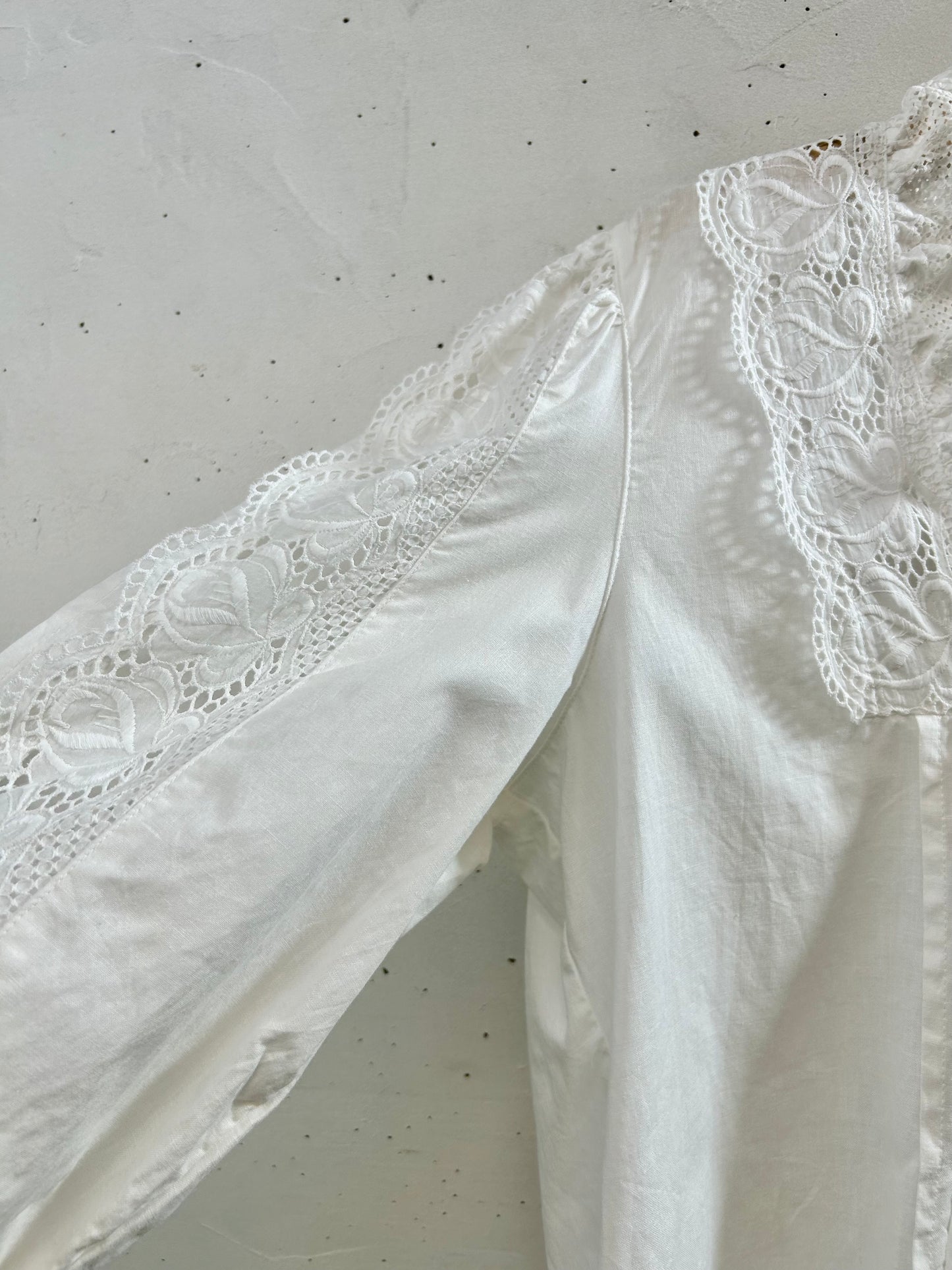 Vintage Tyrol Blouse [E30204]