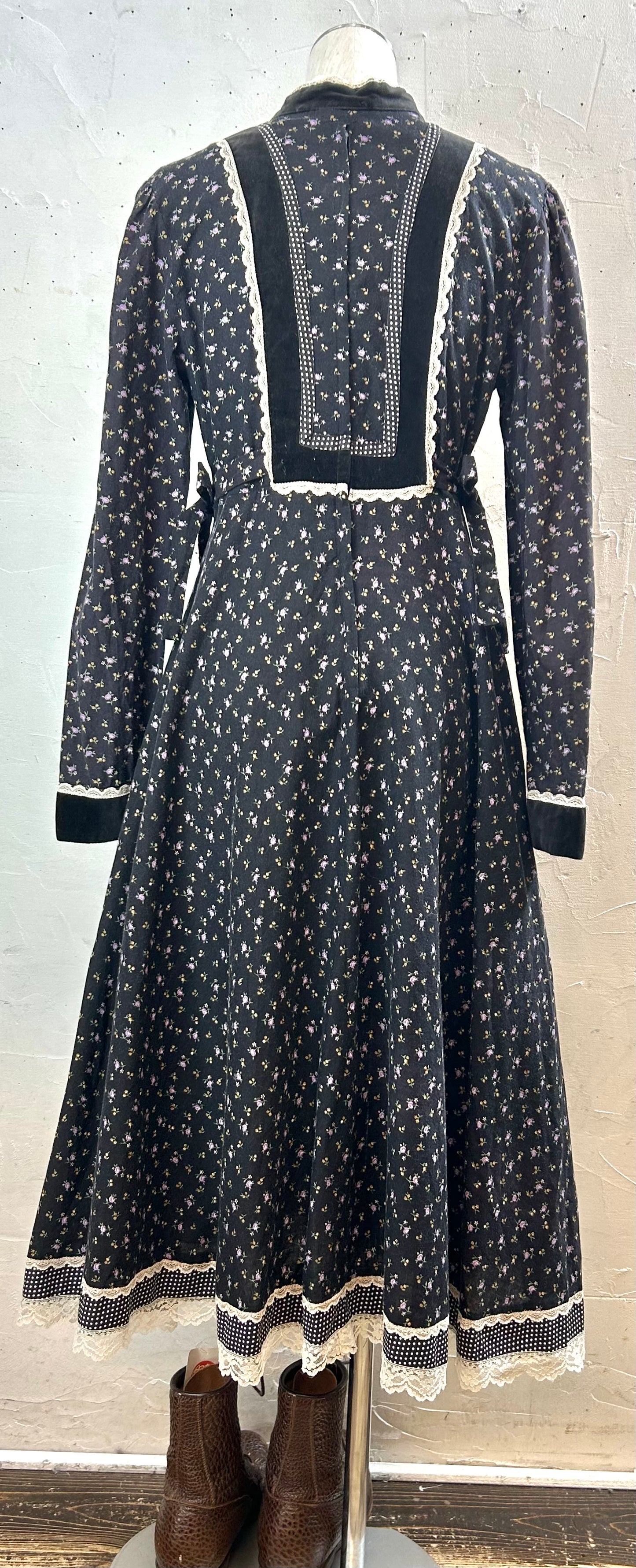 ’70s Vintage Dress〜GUNNE SAX 〜[A29338］