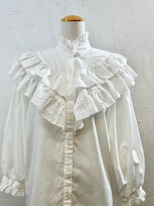 Vintage White Blouse [E30203]
