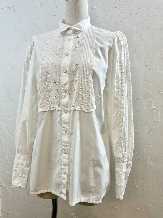 Vintage Tyrol Blouse [E30207]