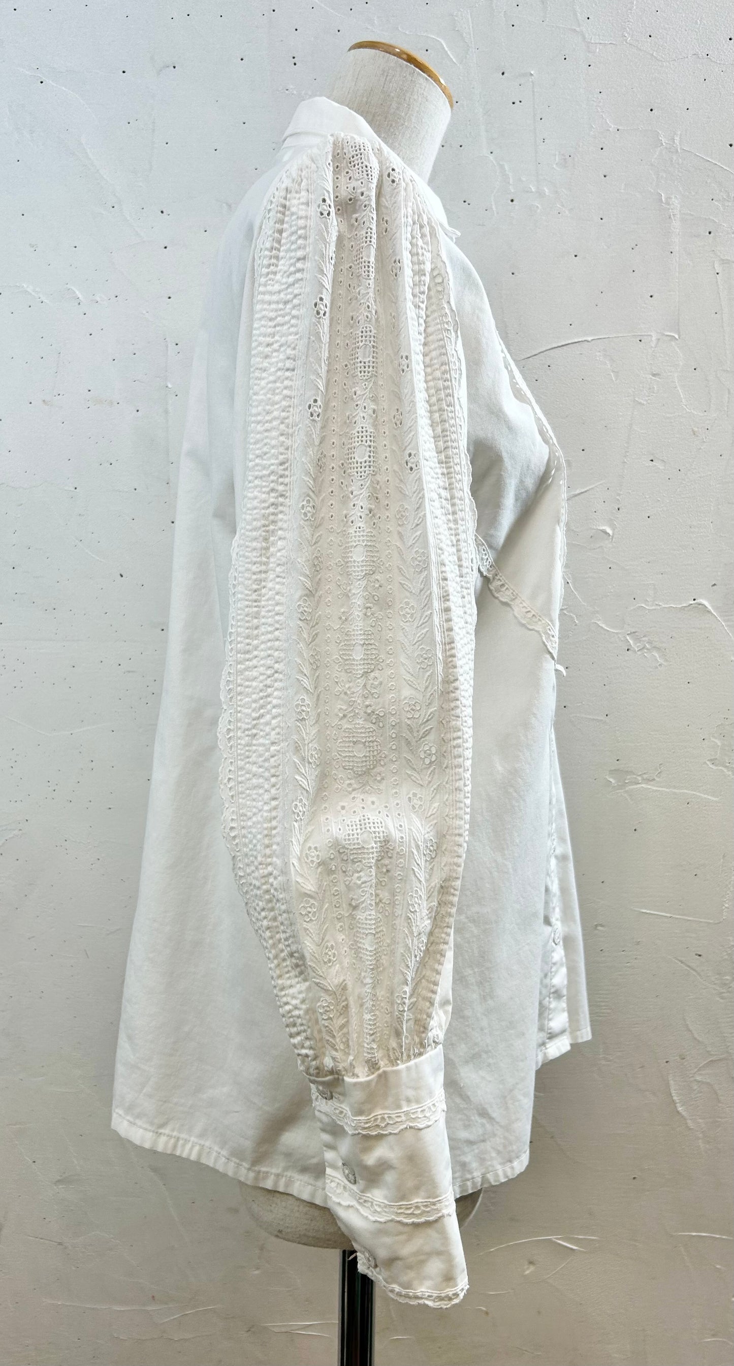 Vintage Tyrol Blouse [E30207]