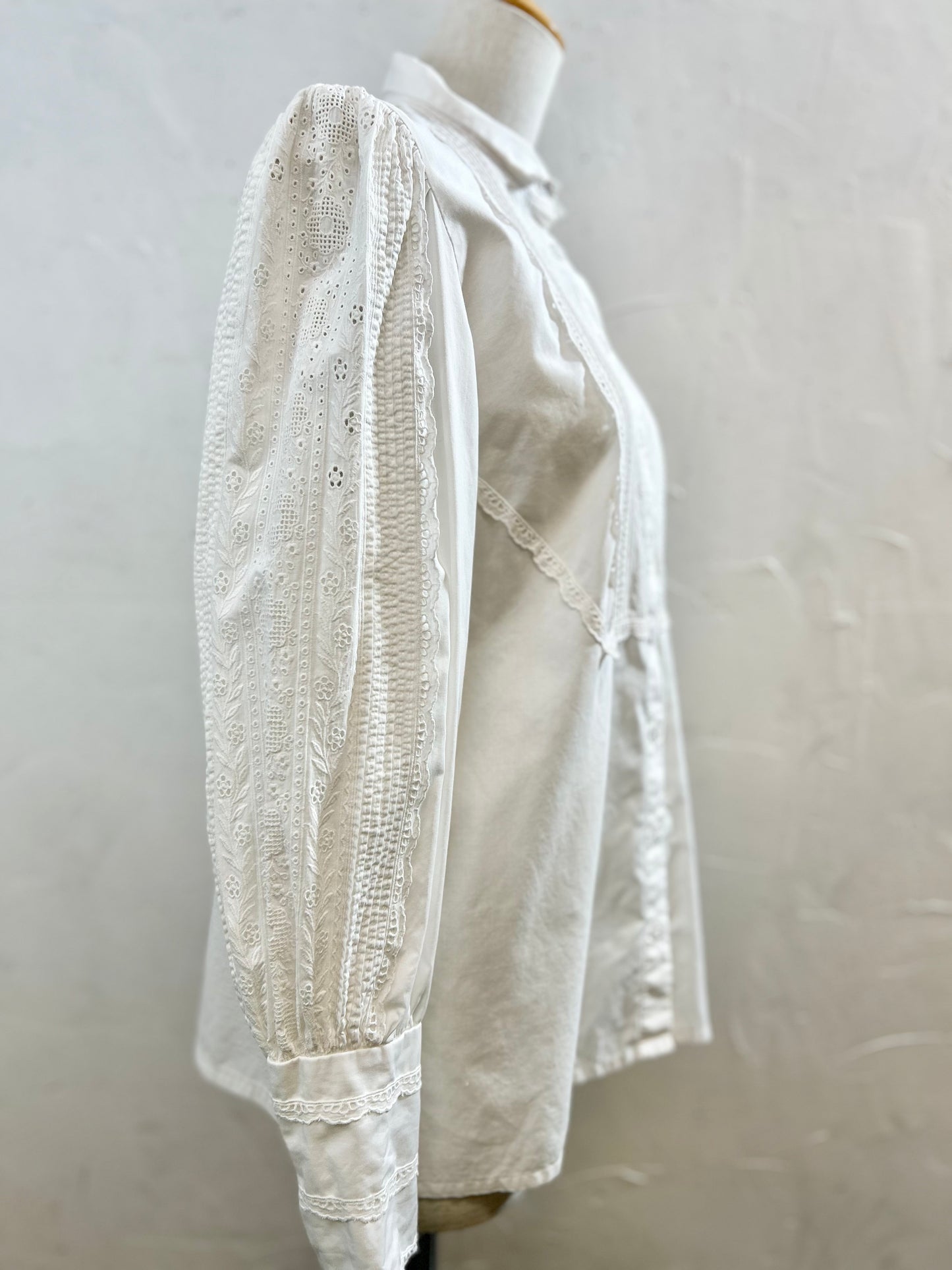 Vintage Tyrol Blouse [E30207]