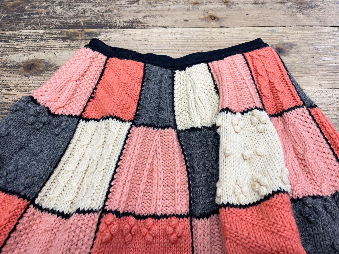 Vintage Knit Skirt [K25533]