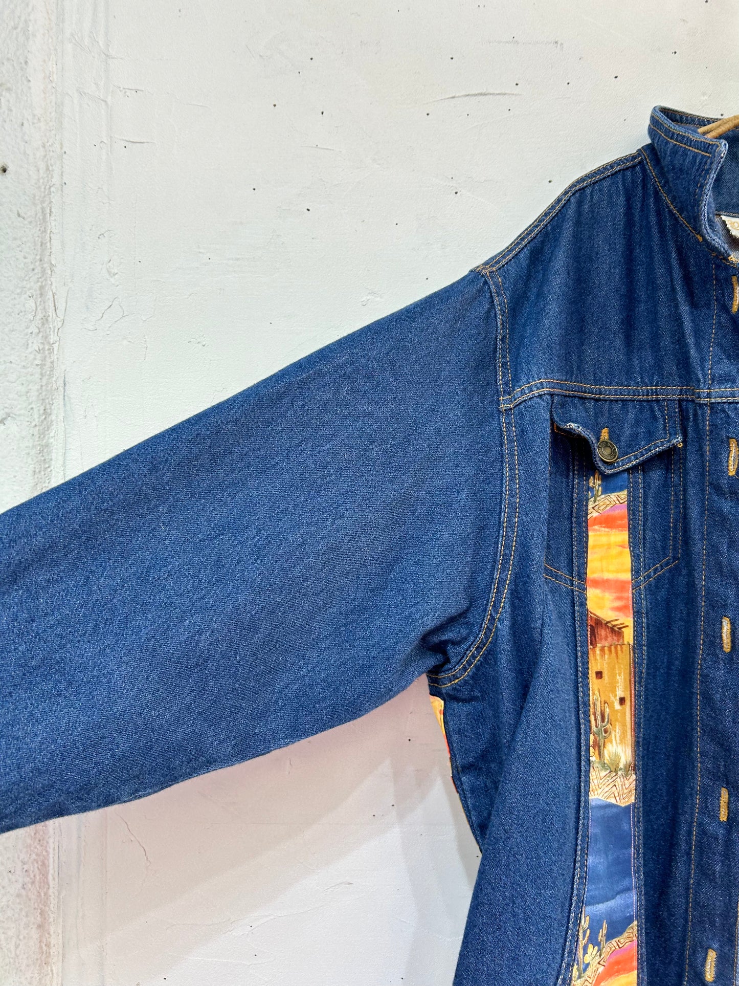 Vintage Denim Jacket [C26405]