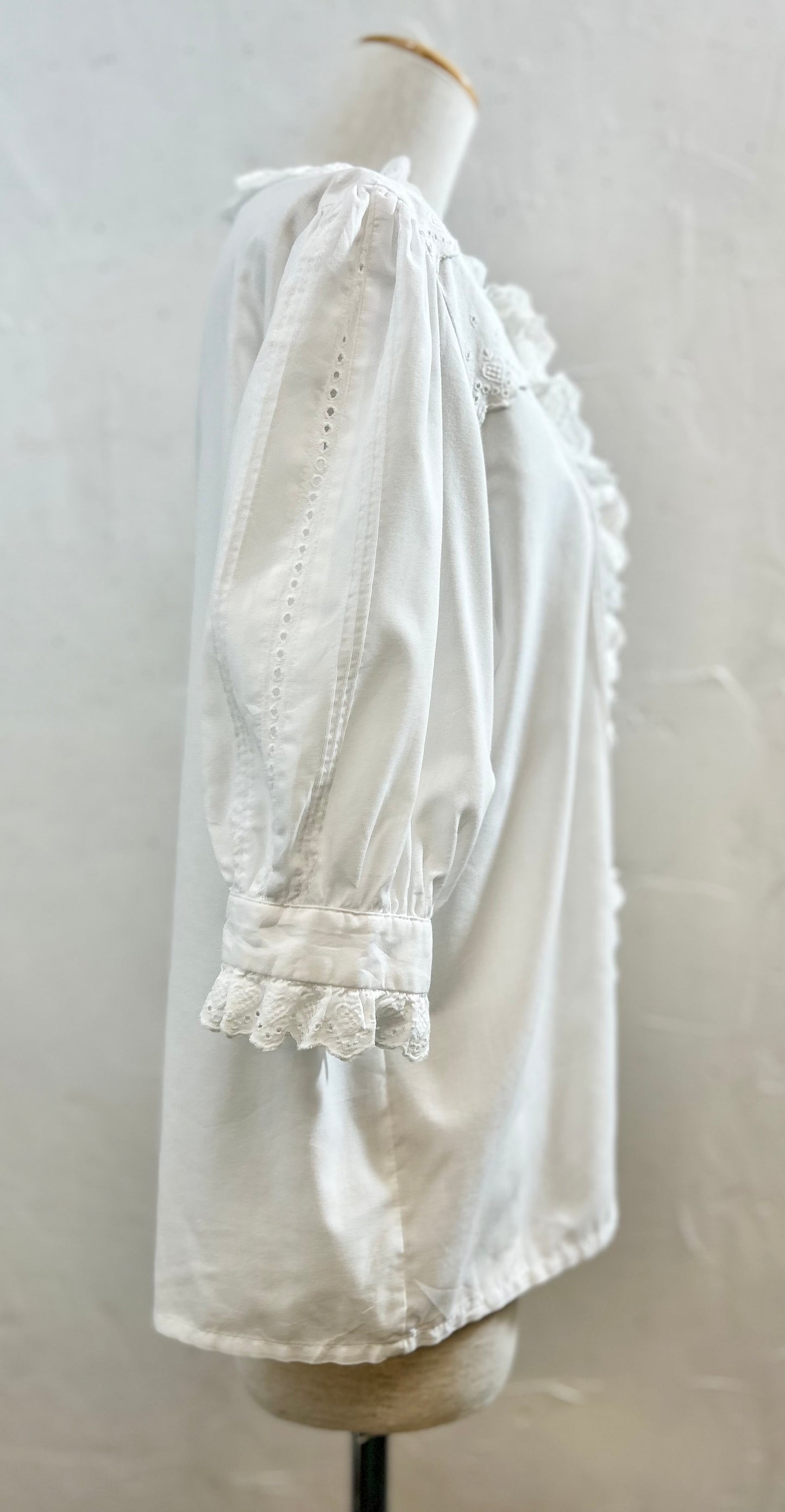 Vintage Tyrol Blouse [E30200]
