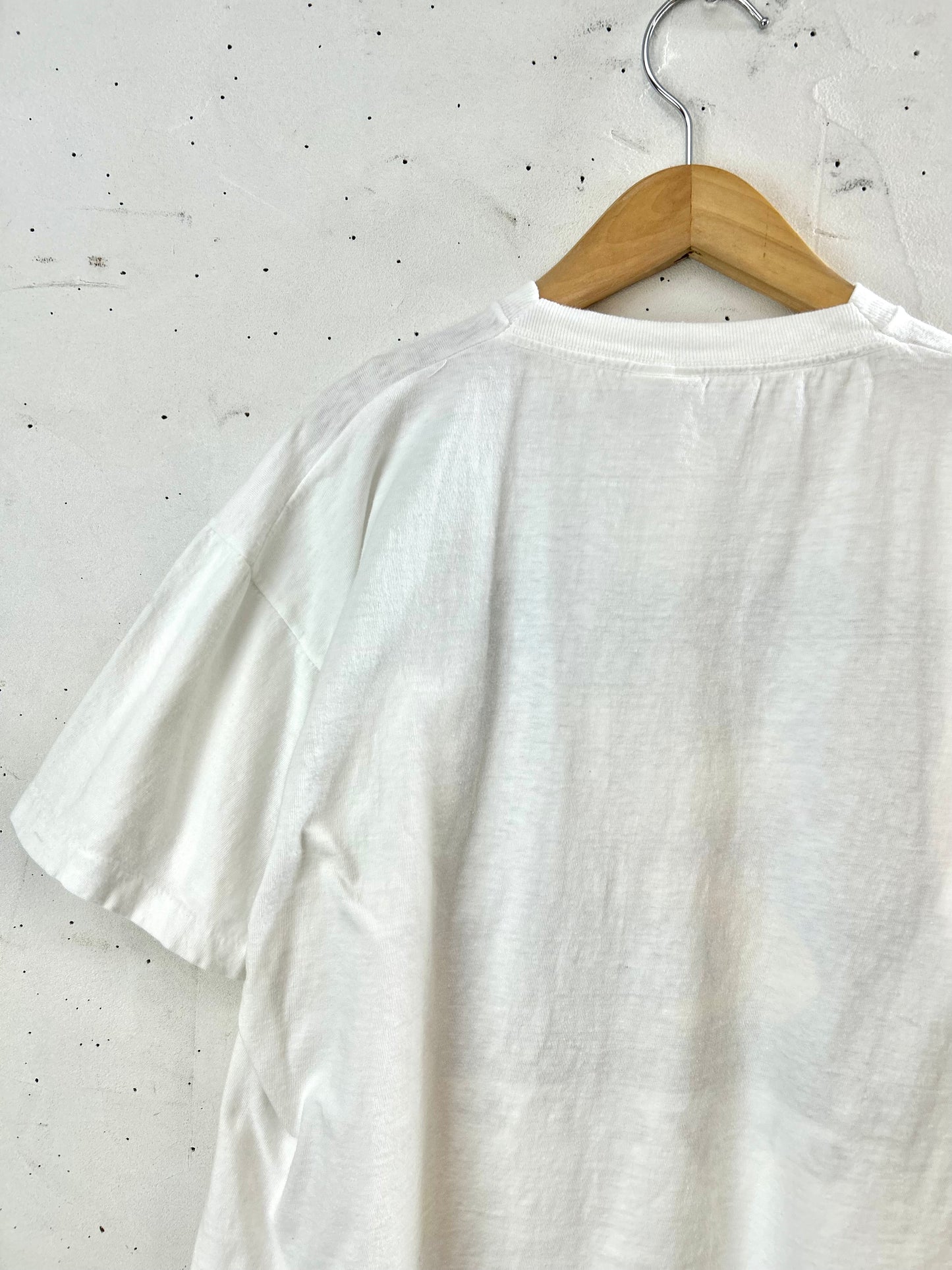 Vintage T-shirt  Made in Dom.Rep. [D29981]